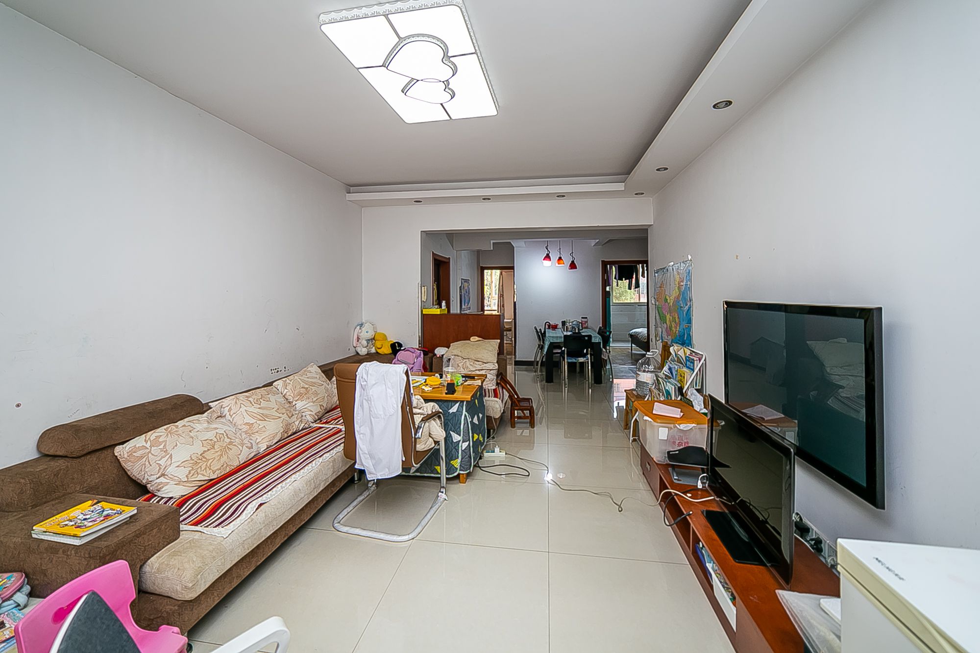 华新花苑  3室2厅2卫   90.00万