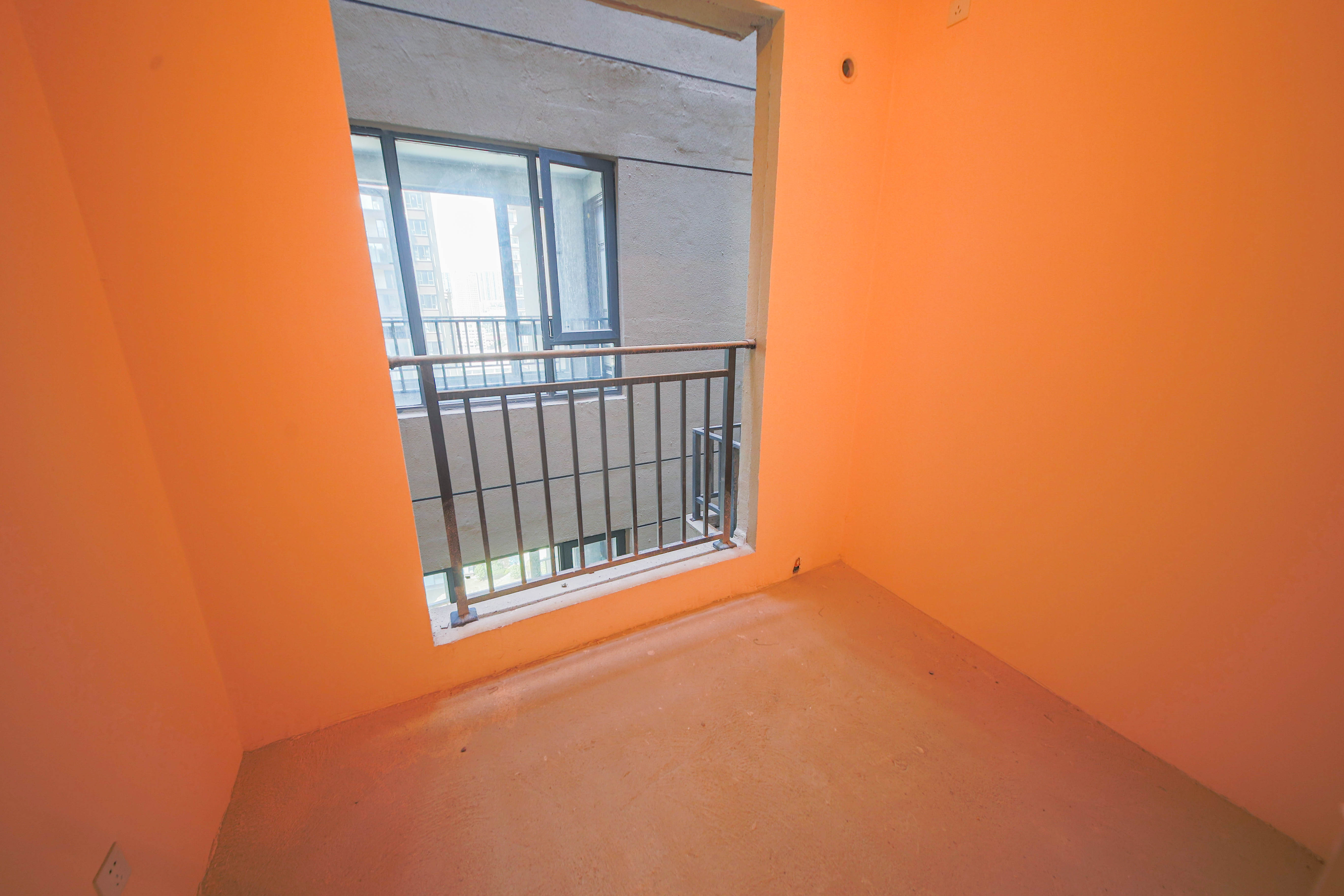 中建钰和城  3室2厅2卫   148.00万卧室