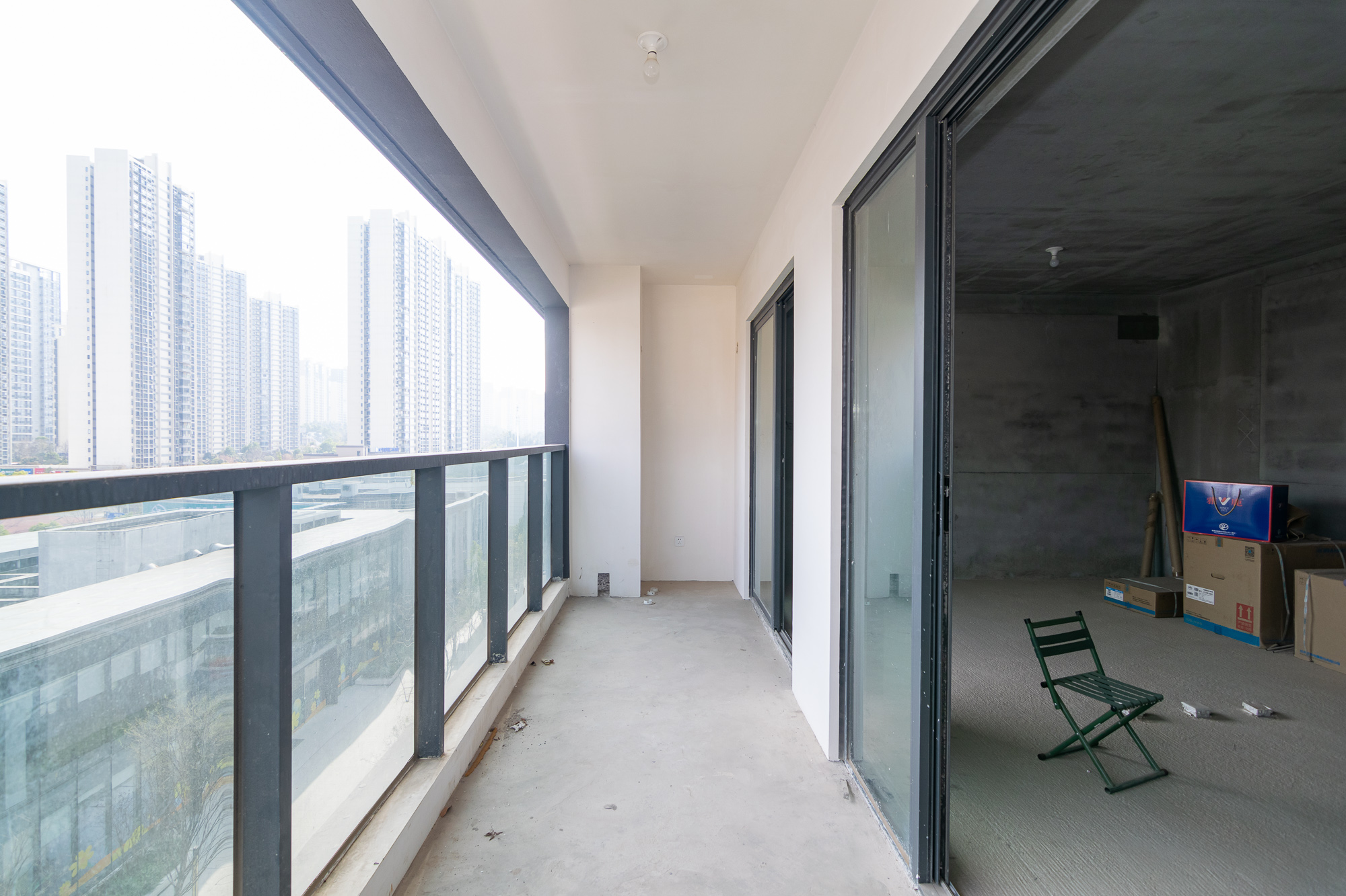 中交凤鸣九章  4室2厅2卫    162.0万 中交凤鸣九章  4室2厅2卫    162.0万阳台