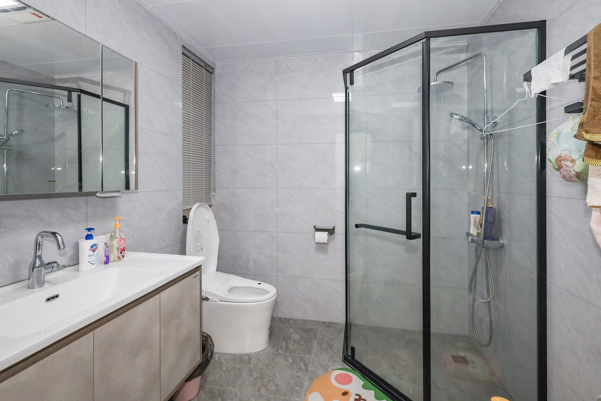 钰龙天下一期  3室2厅2卫    355.0万 钰龙天下一期  3室2厅2卫    355.0万卫生间