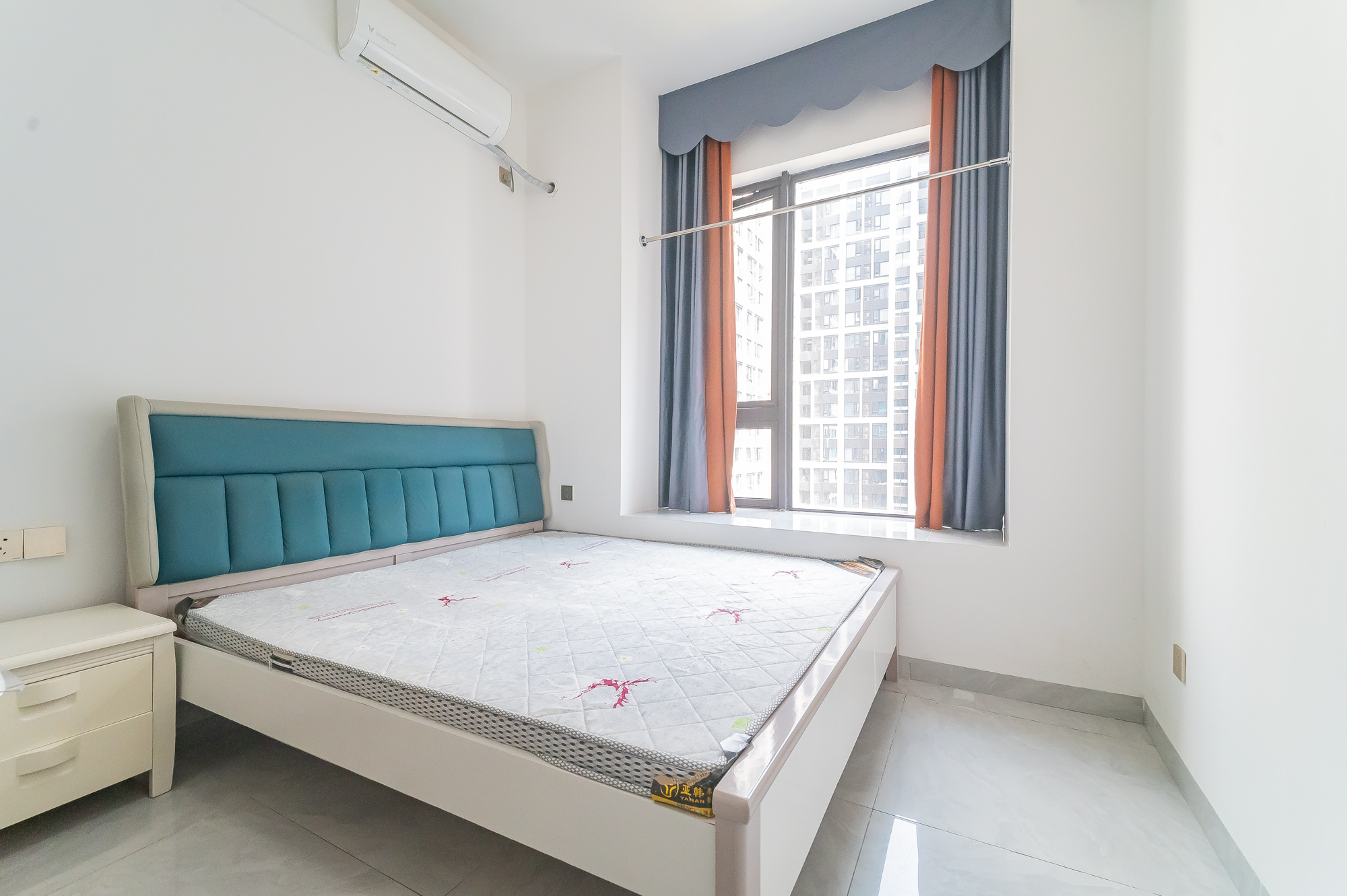 新城悦隽公园  1室1厅1卫    18.8万 新城悦隽公园  1室1厅1卫    18.8万客厅