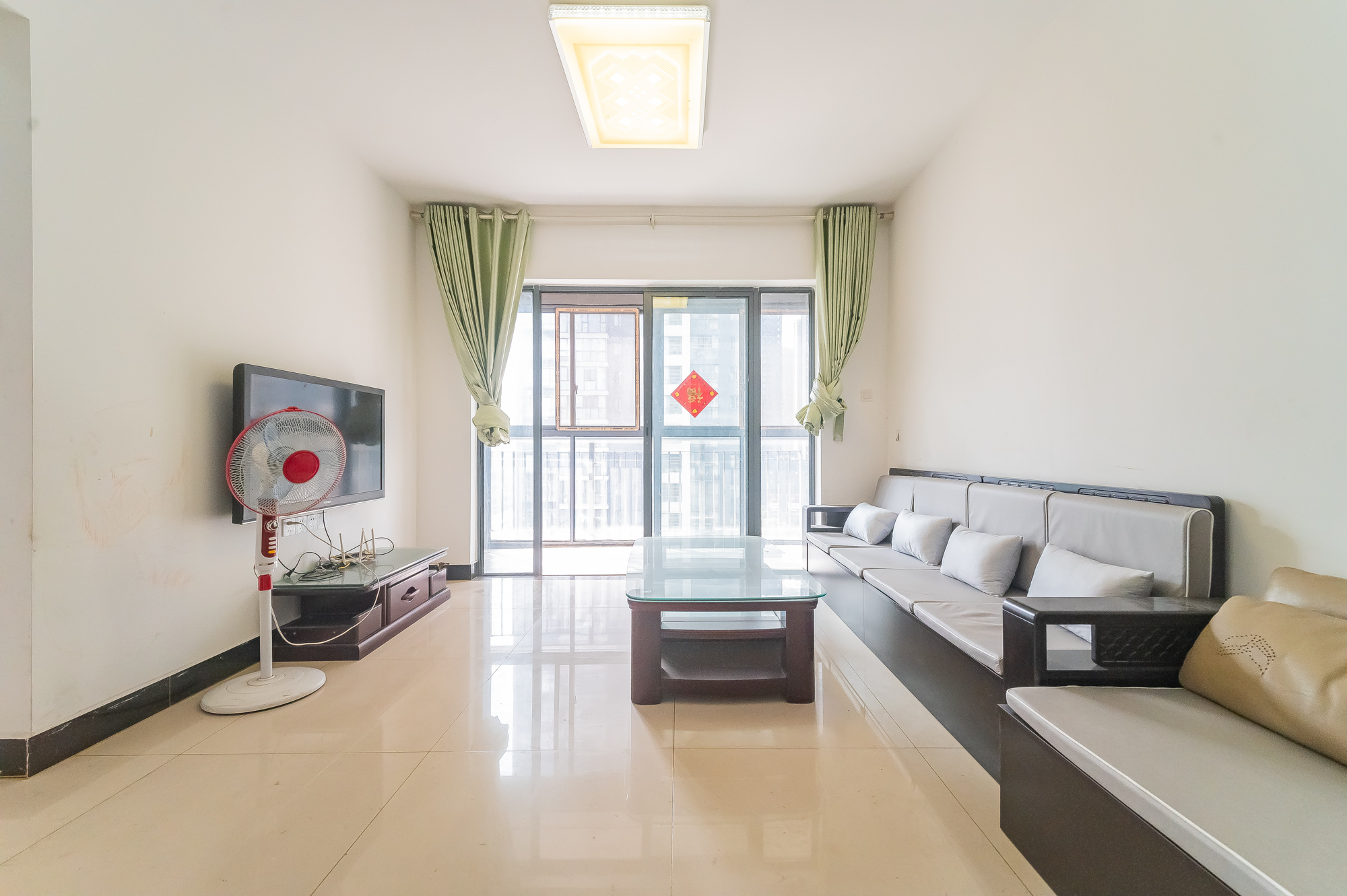 恒基凯旋门一二期  3室2厅1卫    88.0万 恒基凯旋门一二期  3室2厅1卫    88.0万