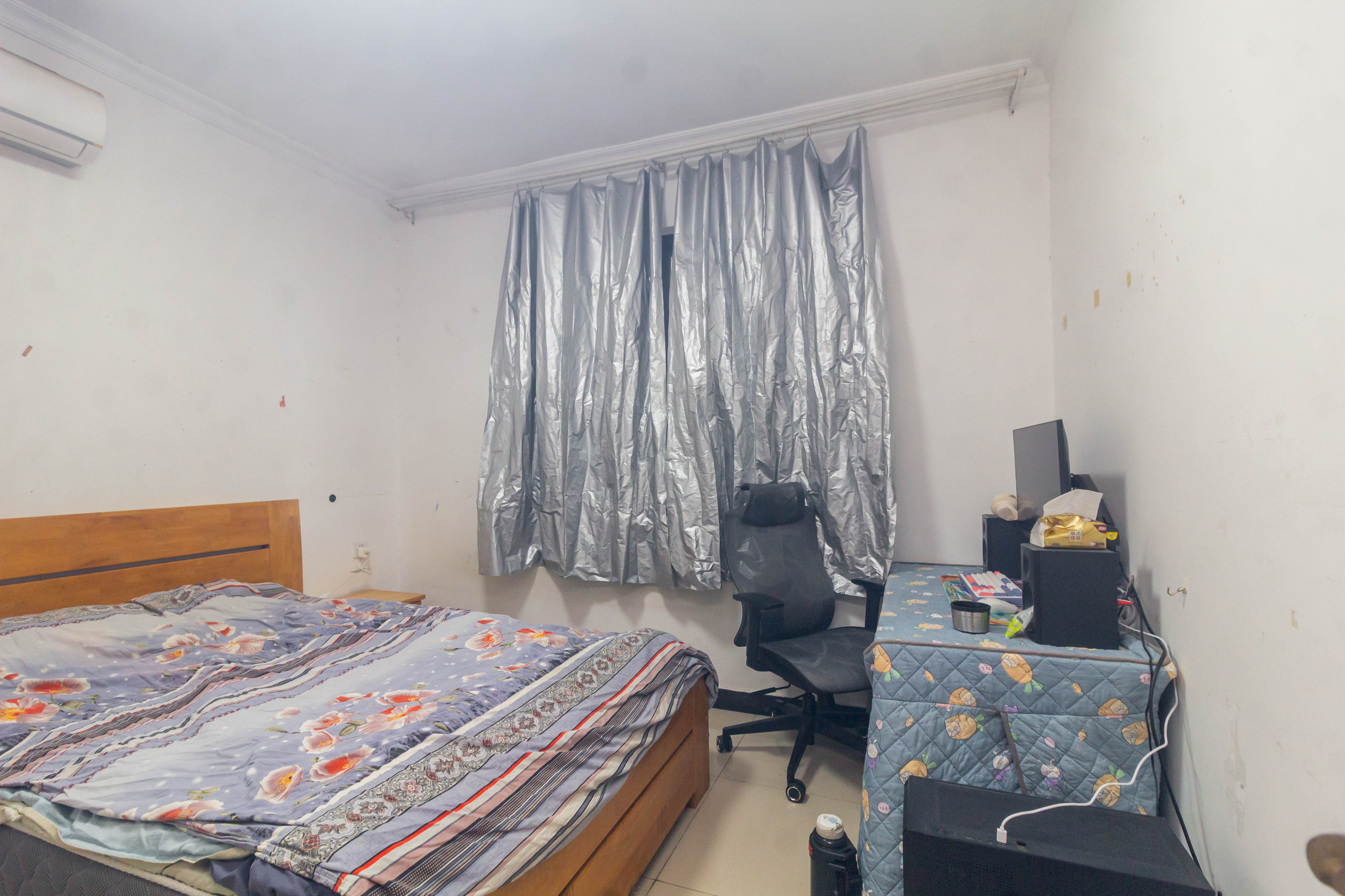 东方美地  3室2厅1卫    61.8万 东方美地  3室2厅1卫    61.8万卧室