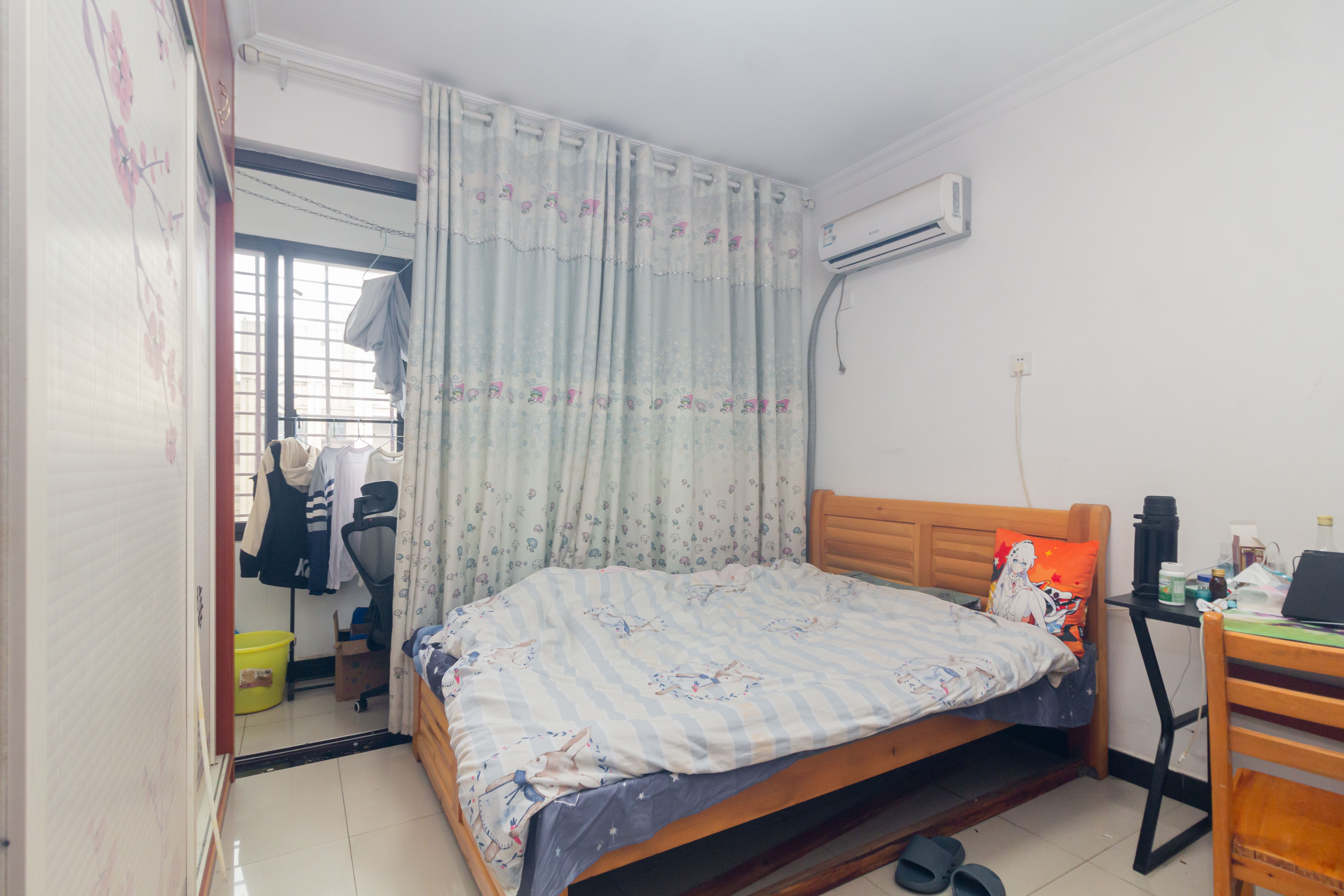 东方美地  3室2厅1卫    61.8万 东方美地  3室2厅1卫    61.8万卧室