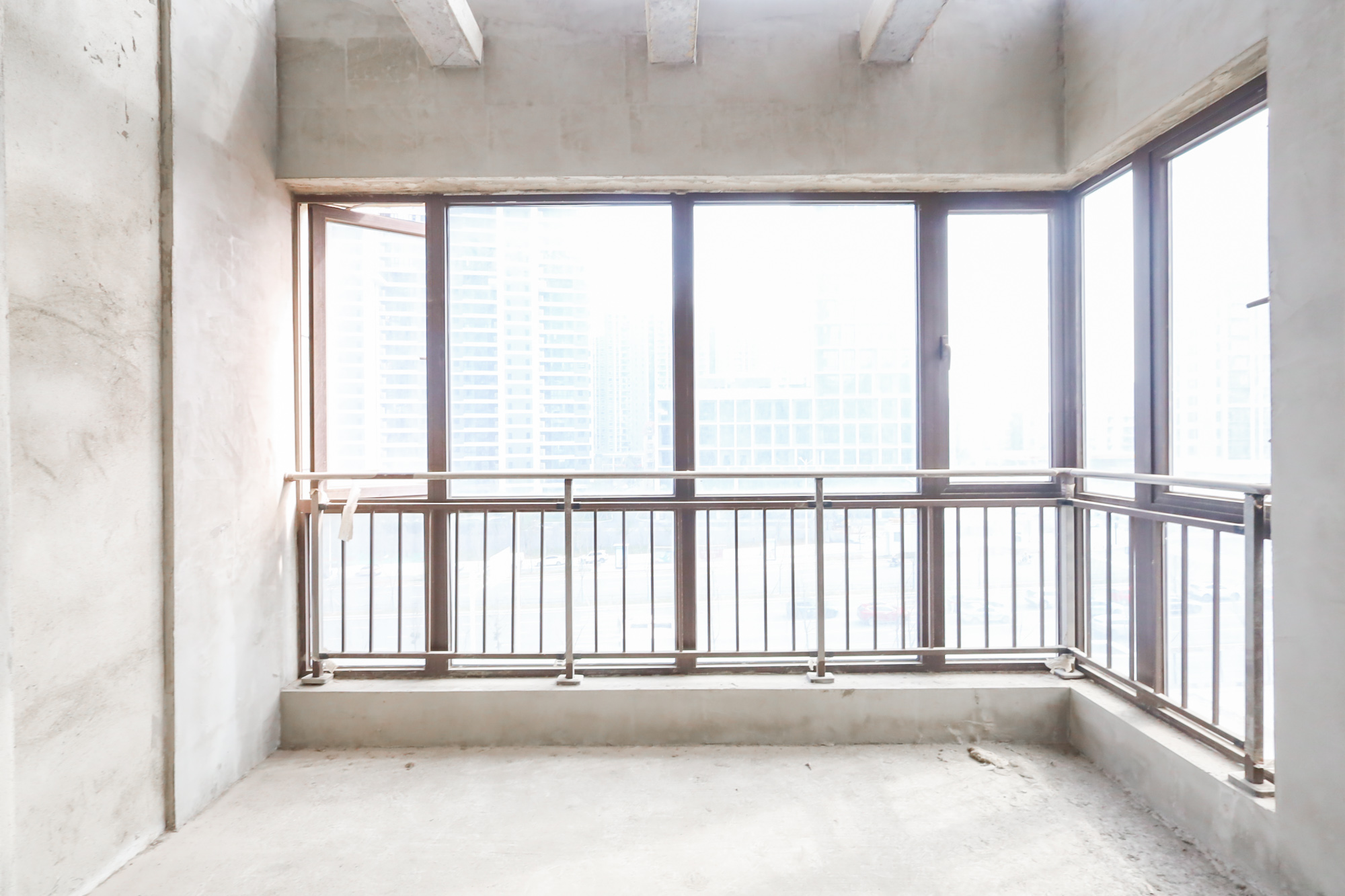 保利西海岸B区  3室2厅1卫   139.00万阳台