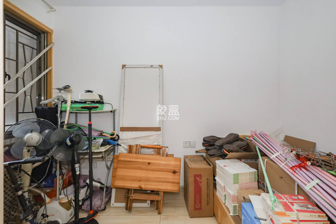 旭辉藏郡(藏郡、旭湘华府)  3室2厅1卫    233.0万 旭辉藏郡(藏郡、旭湘华府)  3室2厅1卫    233.0万其他