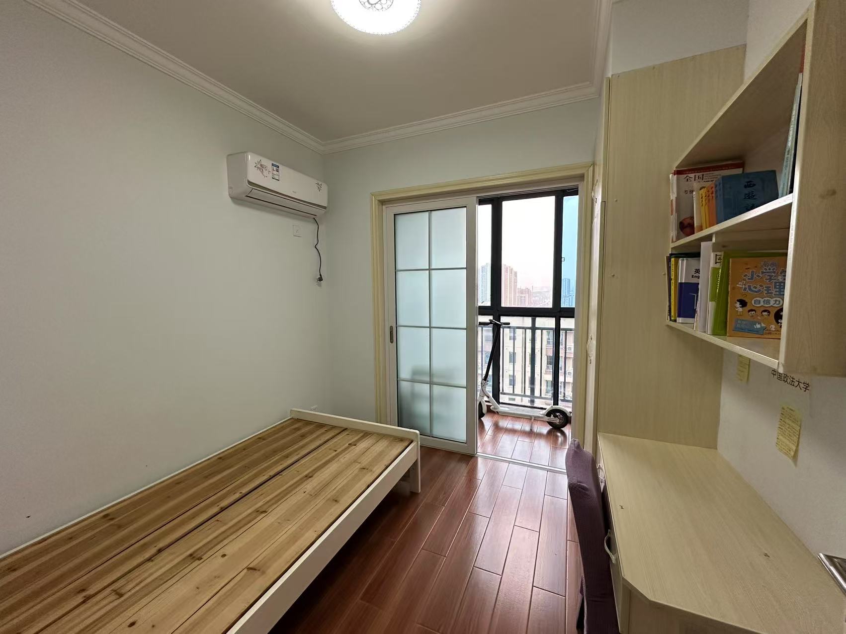 武广国际学苑 2室2厅1卫 70.0万 武广国际学苑 2室2厅1卫 70.0万室内图