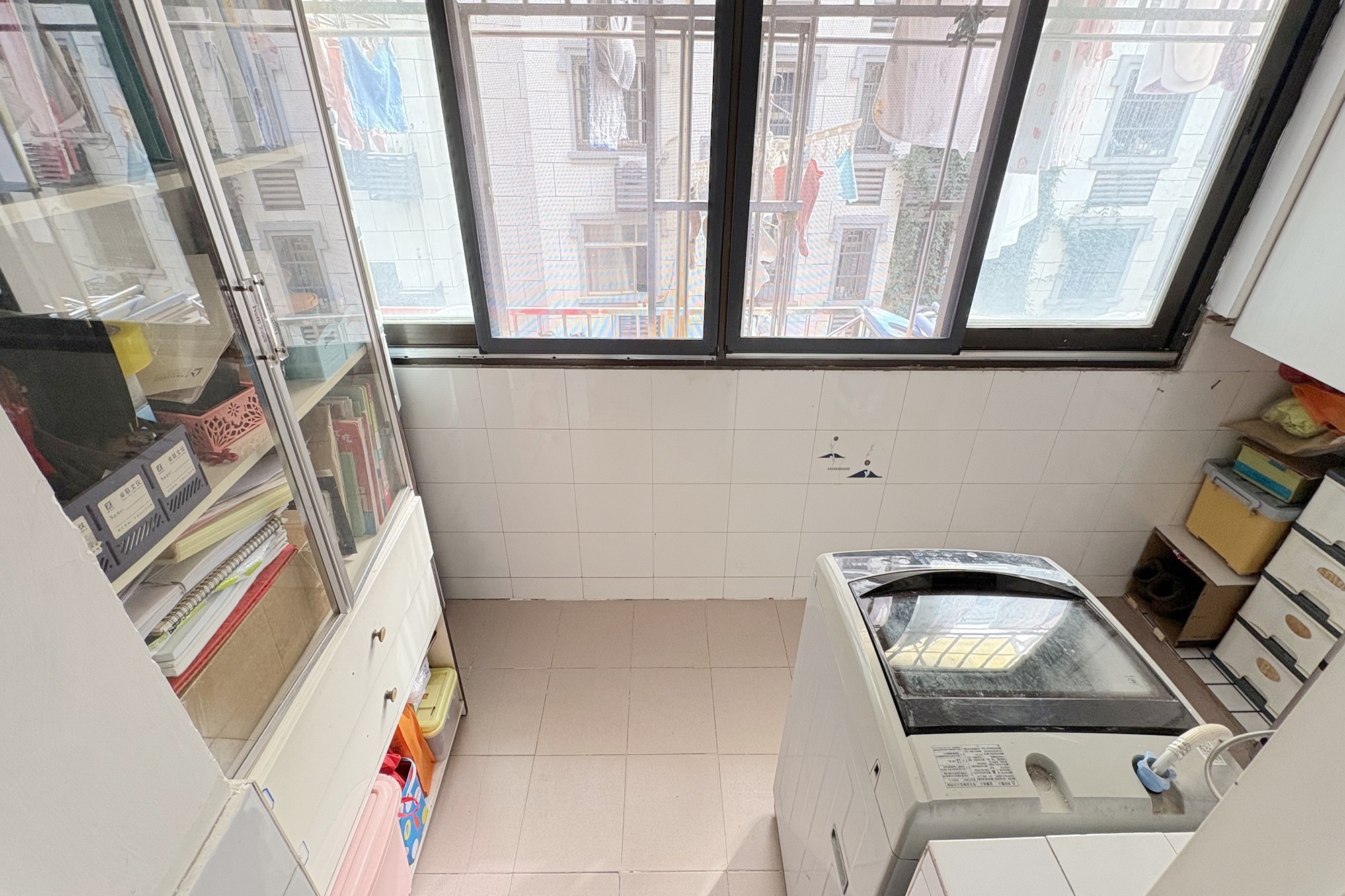 东茅街审计局宿舍（东茅街78号）  3室2厅1卫   89.80万阳台