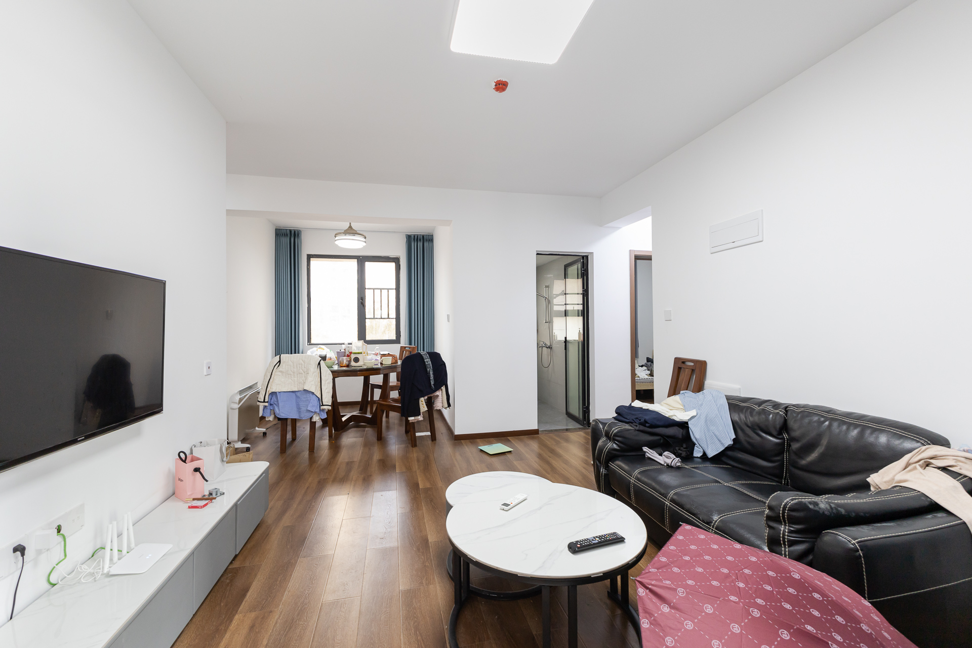 明发阅江悦府  3室2厅1卫    78.0万 明发阅江悦府  3室2厅1卫    78.0万客厅