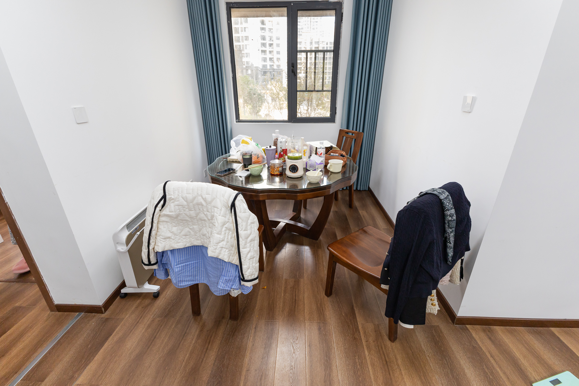 明发阅江悦府  3室2厅1卫    78.0万 明发阅江悦府  3室2厅1卫    78.0万客厅