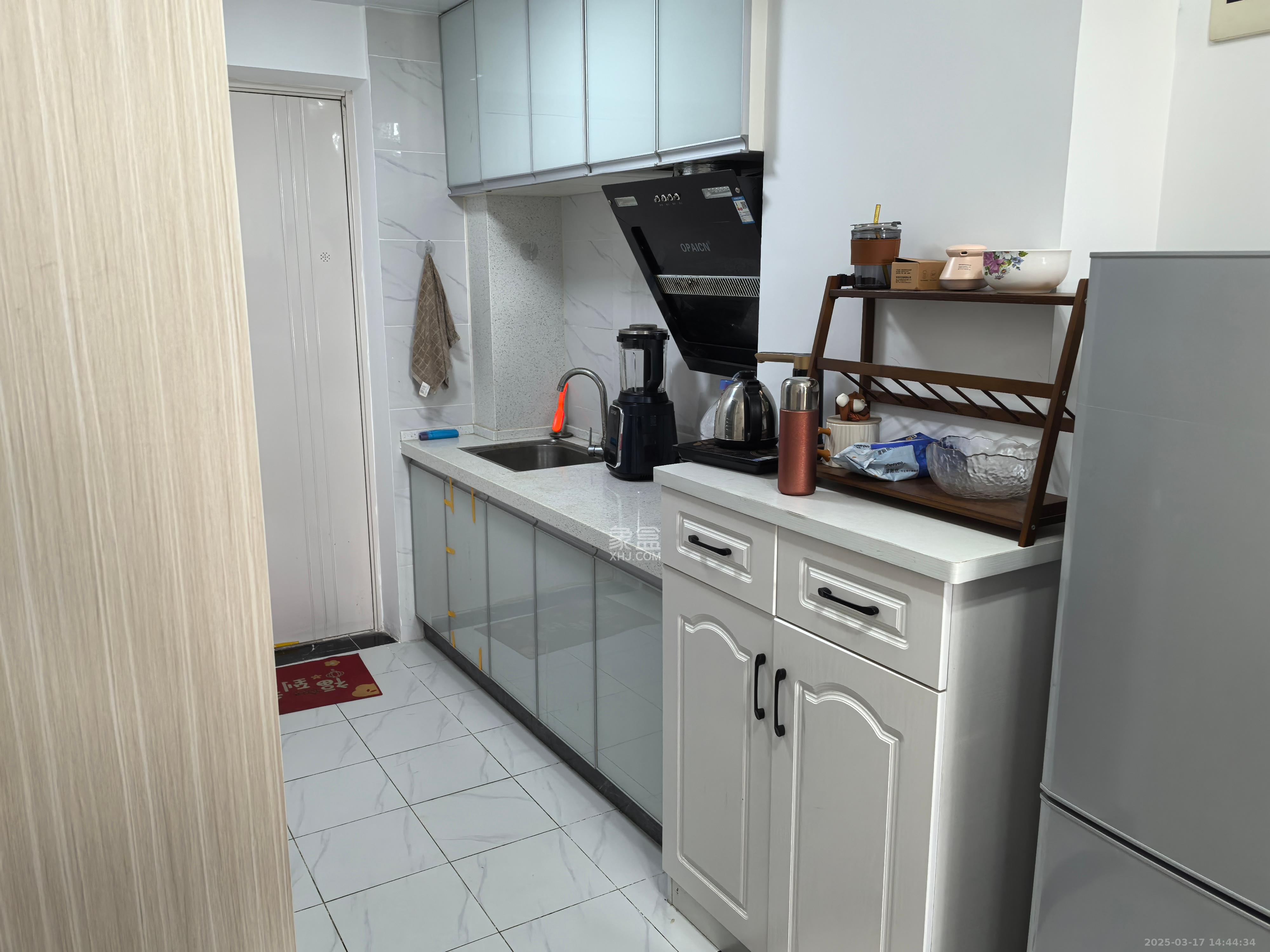 壹廷中央府院(福地花园) 1室1厅1卫 1500.0元/月 壹廷中央府院(福地花园) 1室1厅1卫 1500.0元/月室内图