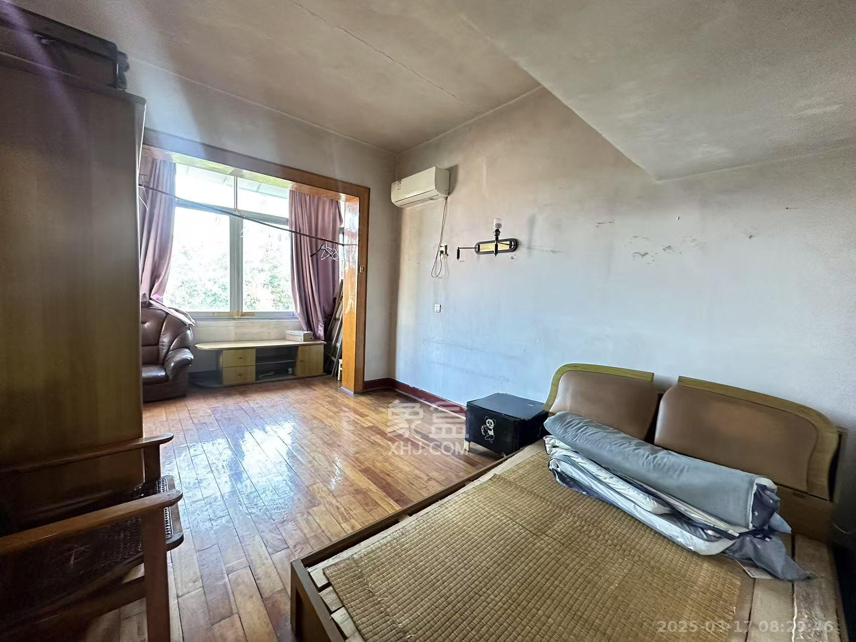 湖橡宿舍/湖橡小区 2室1厅1卫 1200.0元/月 湖橡宿舍/湖橡小区 2室1厅1卫 1200.0元/月室内图