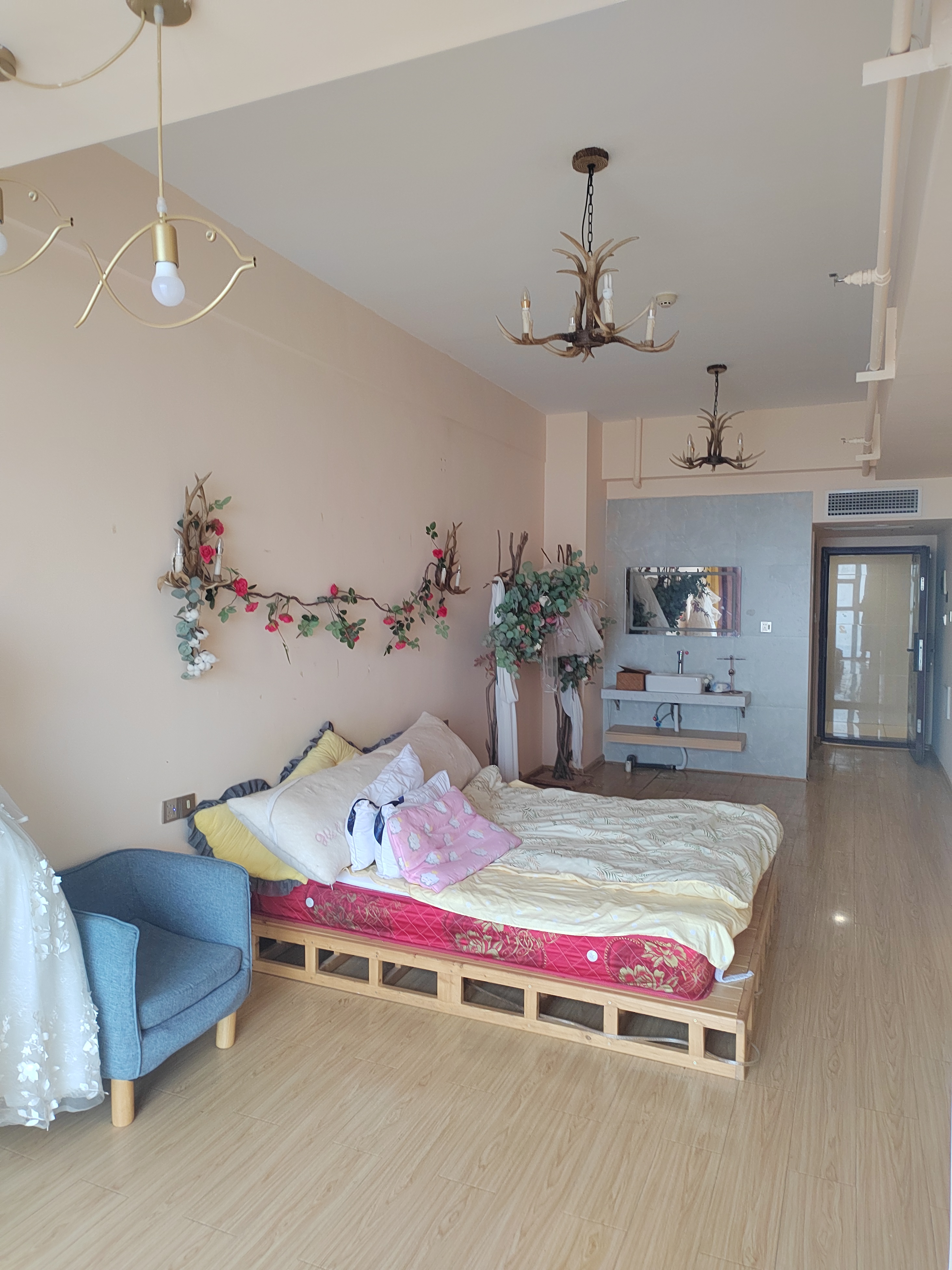 湘潭中心 1室1厅1卫 1300.0元/月 湘潭中心 1室1厅1卫 1300.0元/月户型图