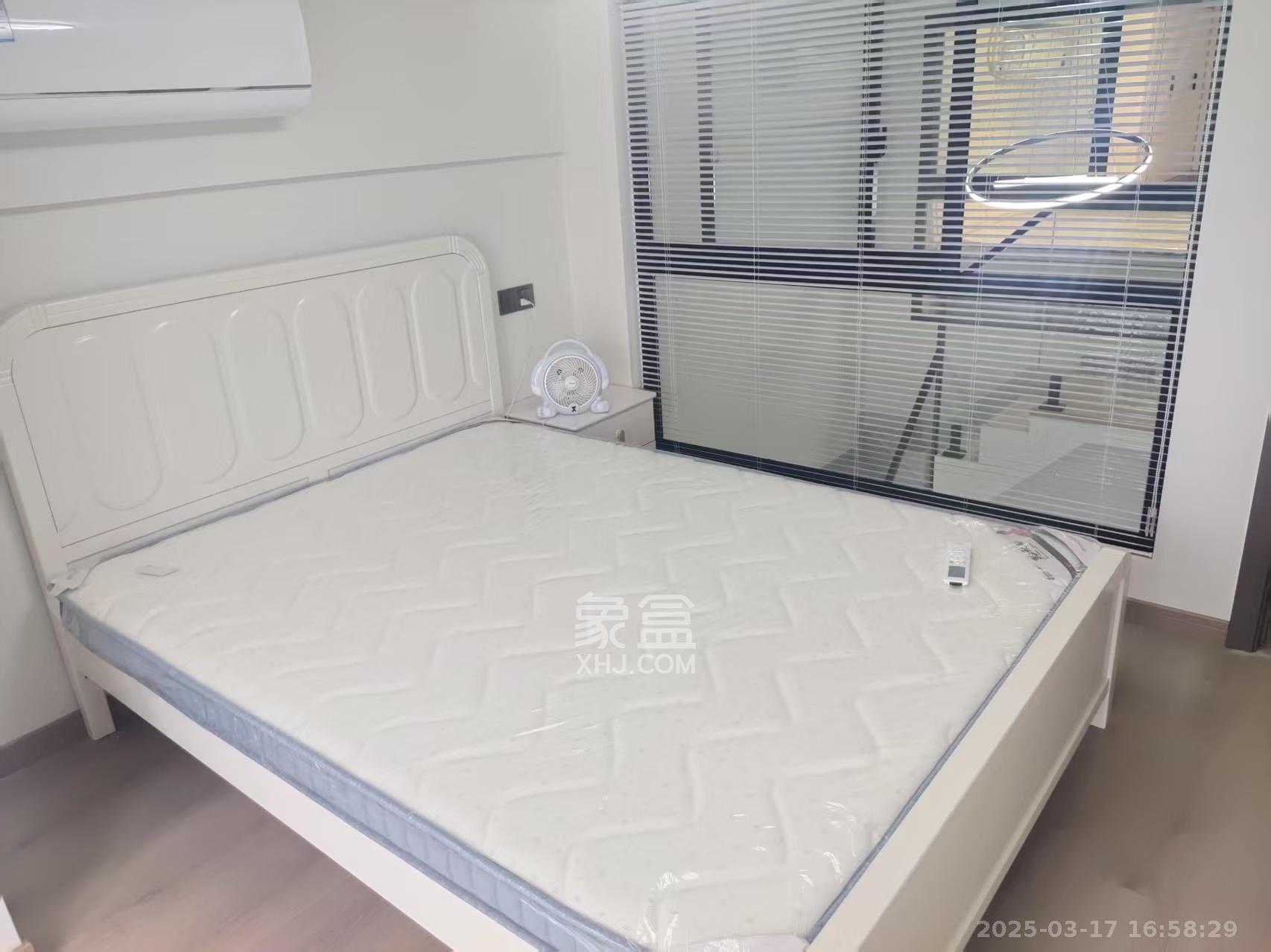 越秀悦湖台  2室2厅1卫    2900.0元/月室内图