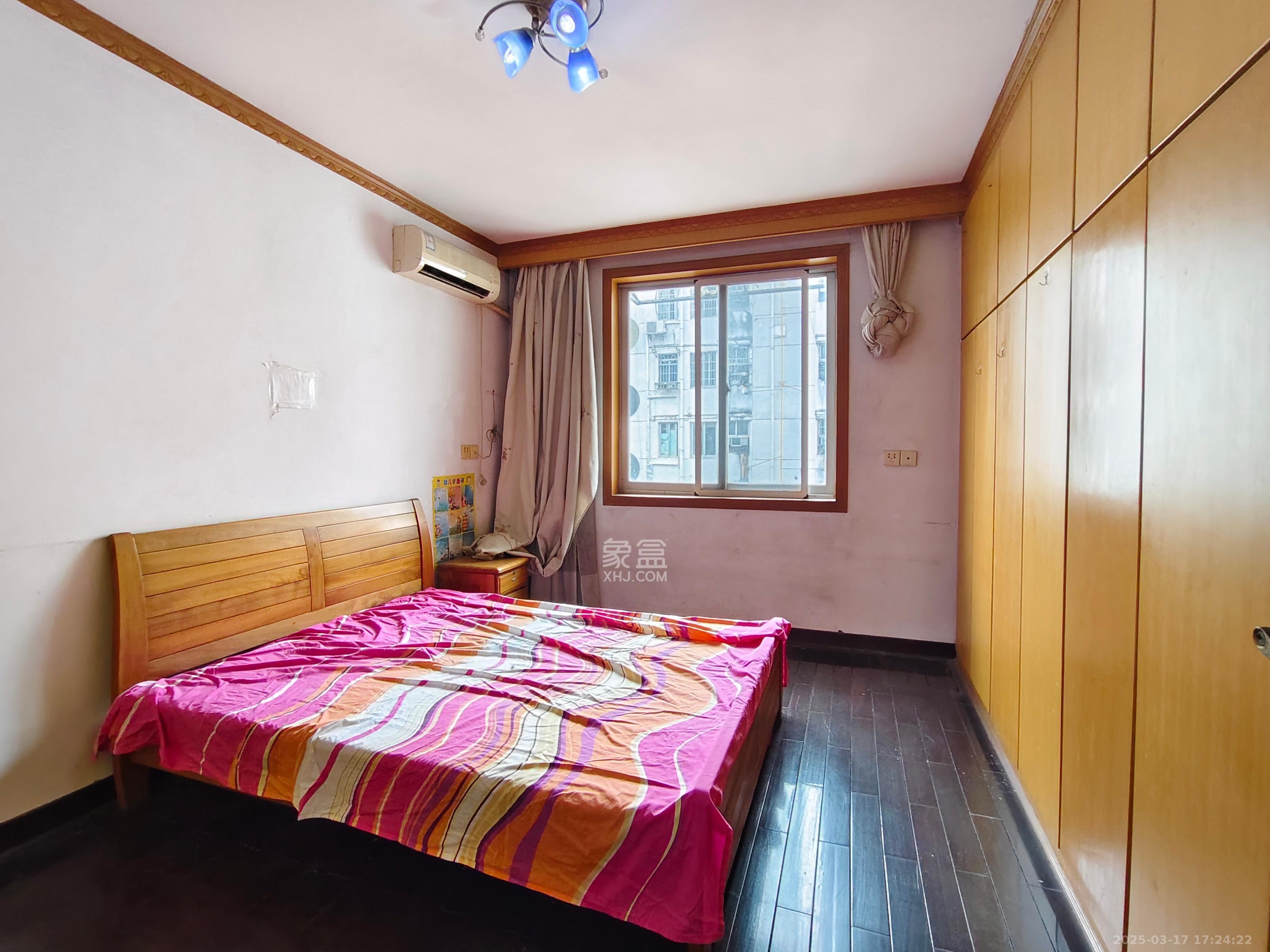 骆家坝小区  2室2厅1卫   1200.00元/月室内图