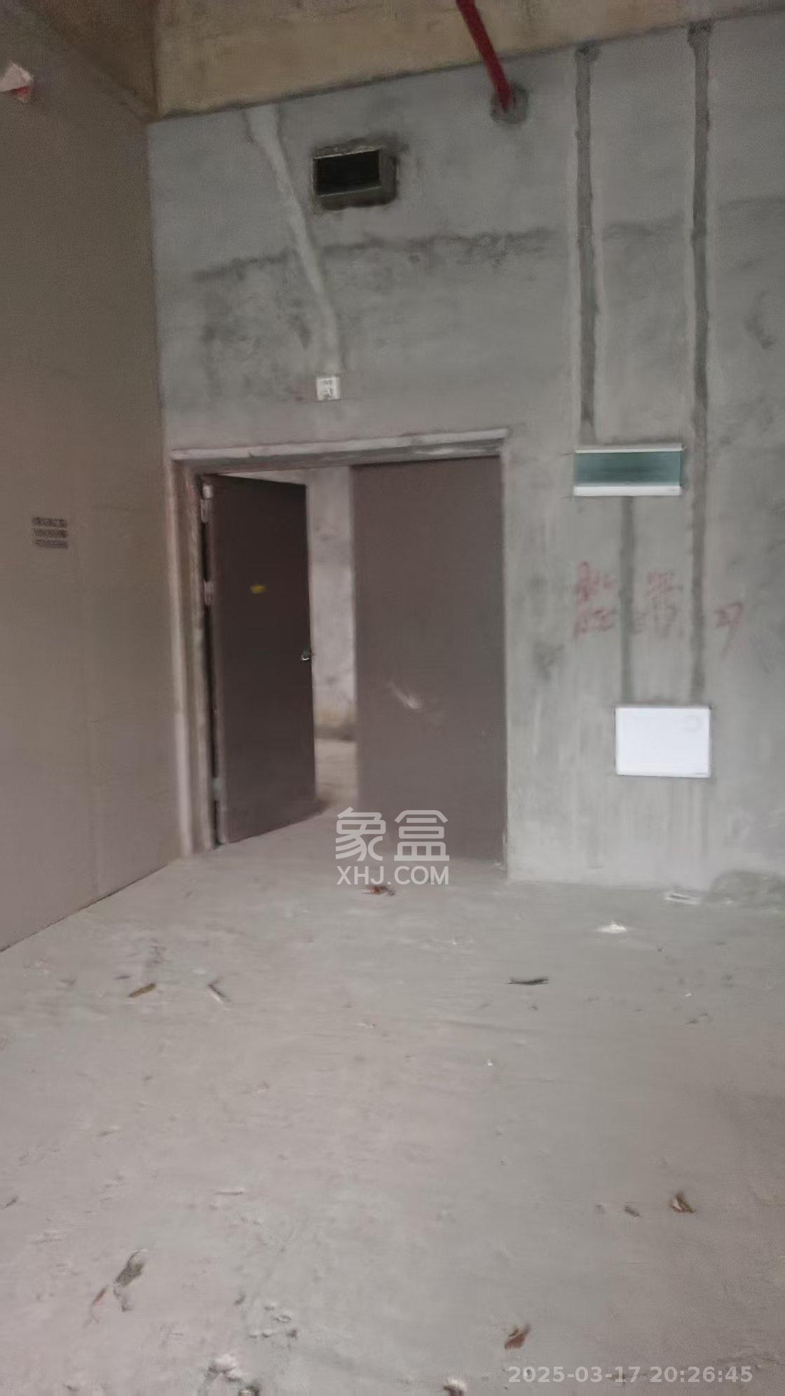卓越伊景寓  1室0厅0卫   7600.00元/月室内图