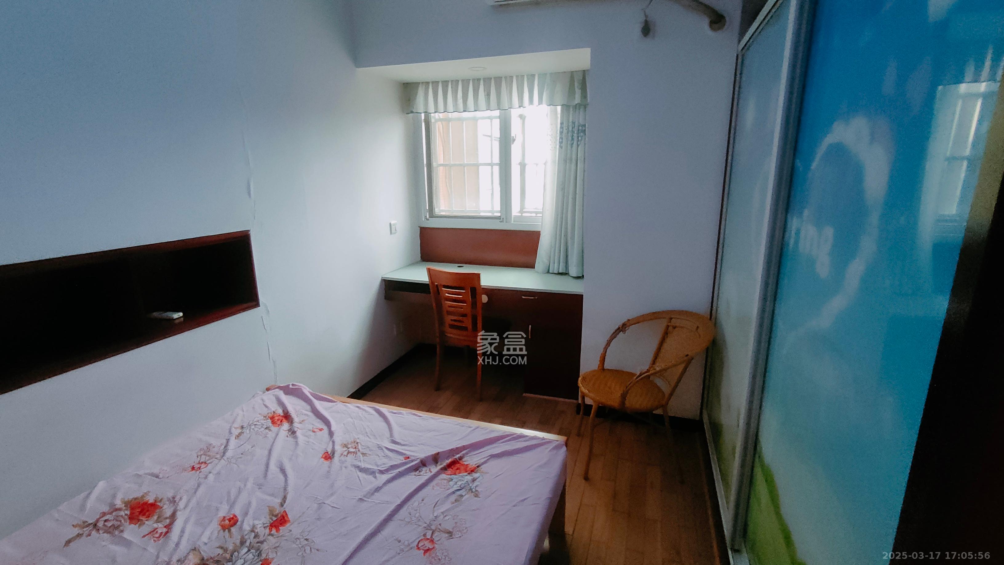 湘府十城（汇财御景湾新寓,汇财国际）  4室2厅2卫   2500.00元/月室内图