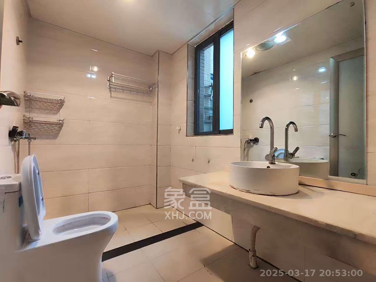 南山苏迪亚诺  3室2厅2卫   2200.00元/月室内图