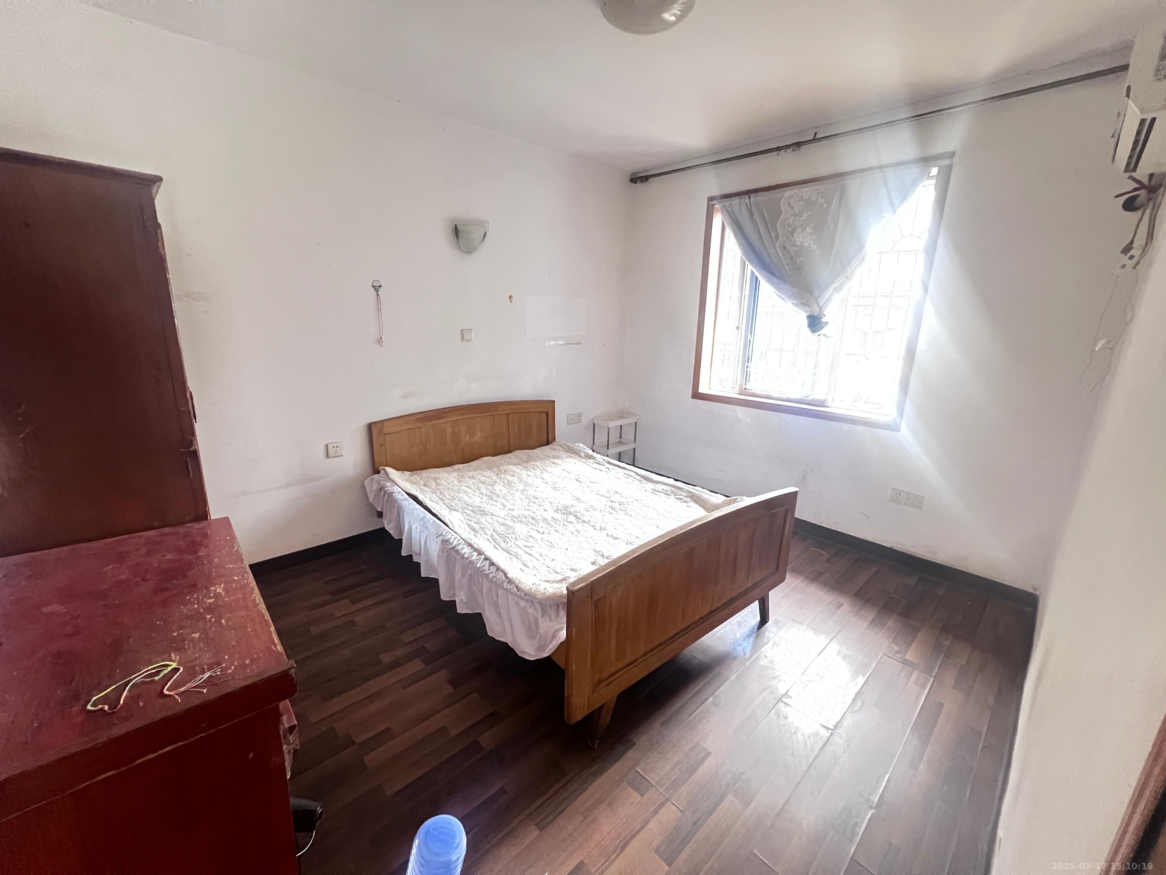 东广济桥社区 2室1厅1卫 1400.0元/月 东广济桥社区 2室1厅1卫 1400.0元/月室内图