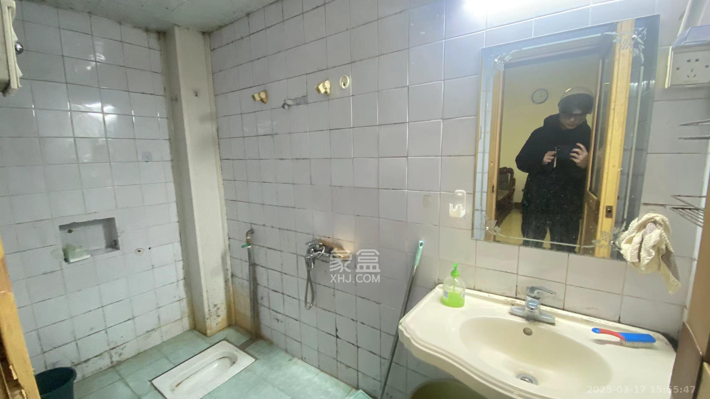 安泰新村  2室2厅1卫   1700.00元/月室内图