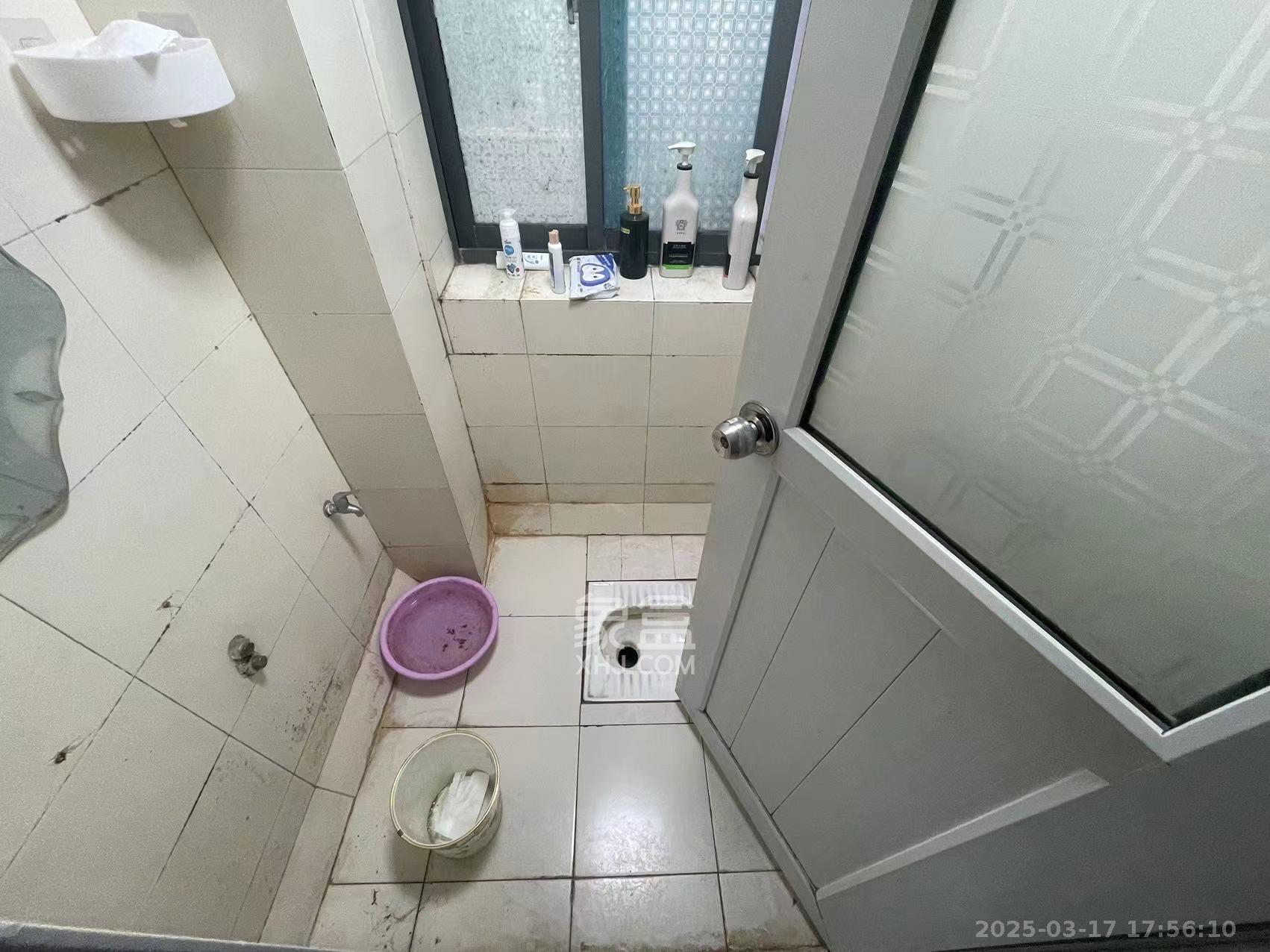 嘉顿新天地  2室1厅1卫   2600.00元/月室内图