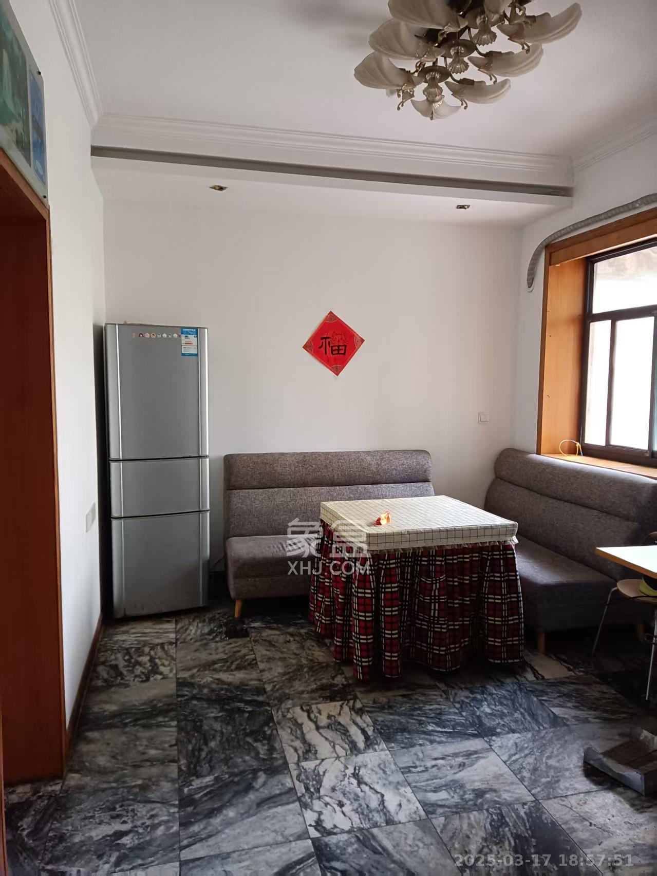 散热器厂宿舍 2室1厅1卫 1300.0元/月 散热器厂宿舍 2室1厅1卫 1300.0元/月室内图