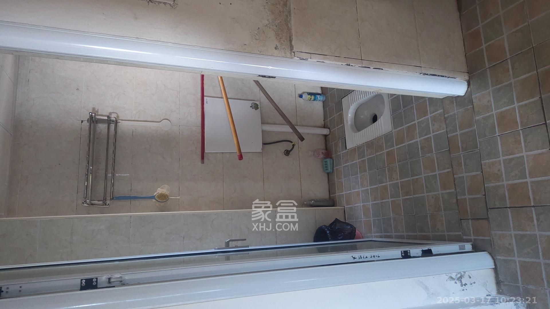 COCO蜜城  1室2厅1卫    2500.0元/月 COCO蜜城  1室2厅1卫    2500.0元/月室内图