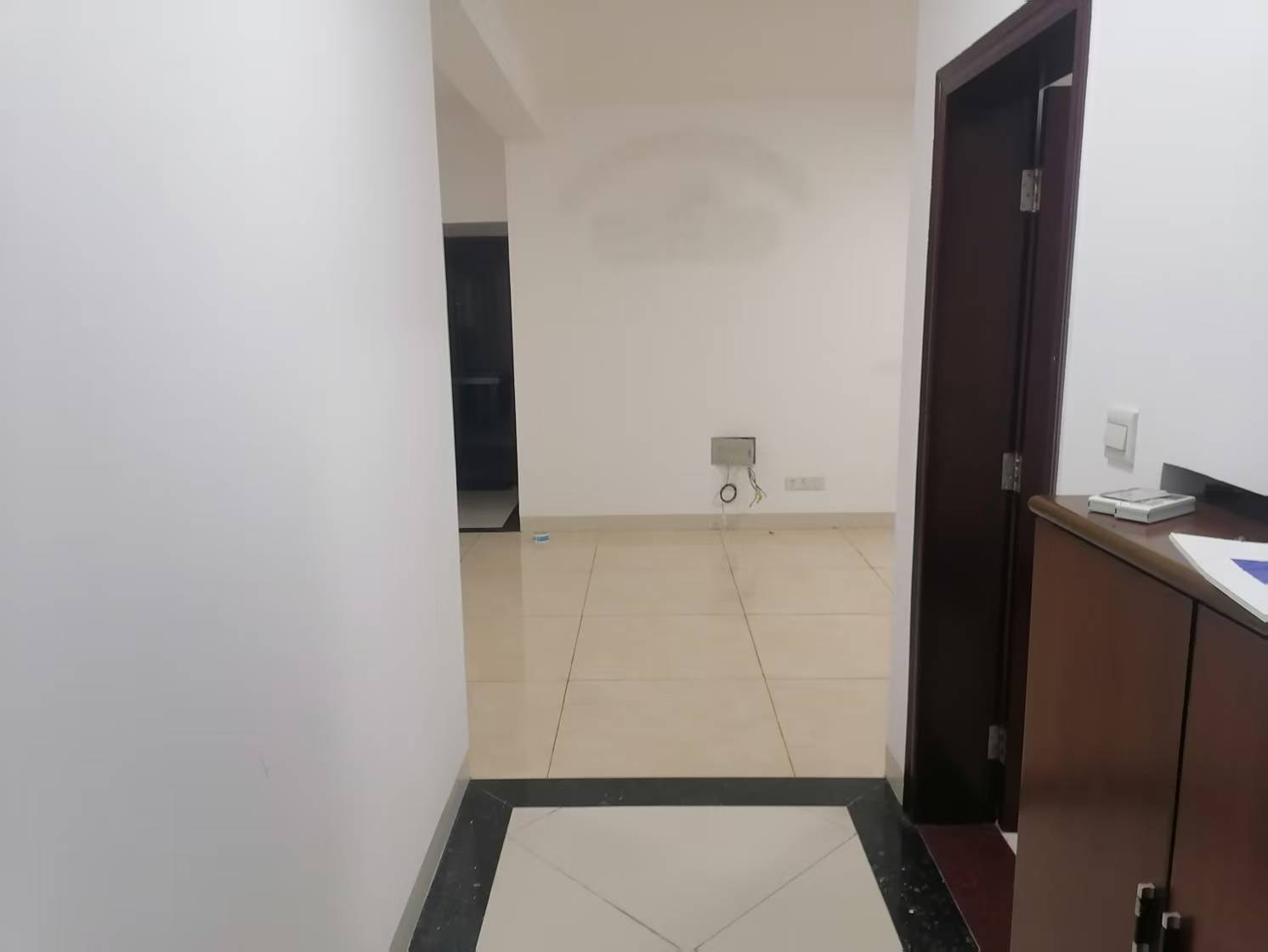 法苑里 3室2厅1卫 3000.0元/月 法苑里 3室2厅1卫 3000.0元/月室内图