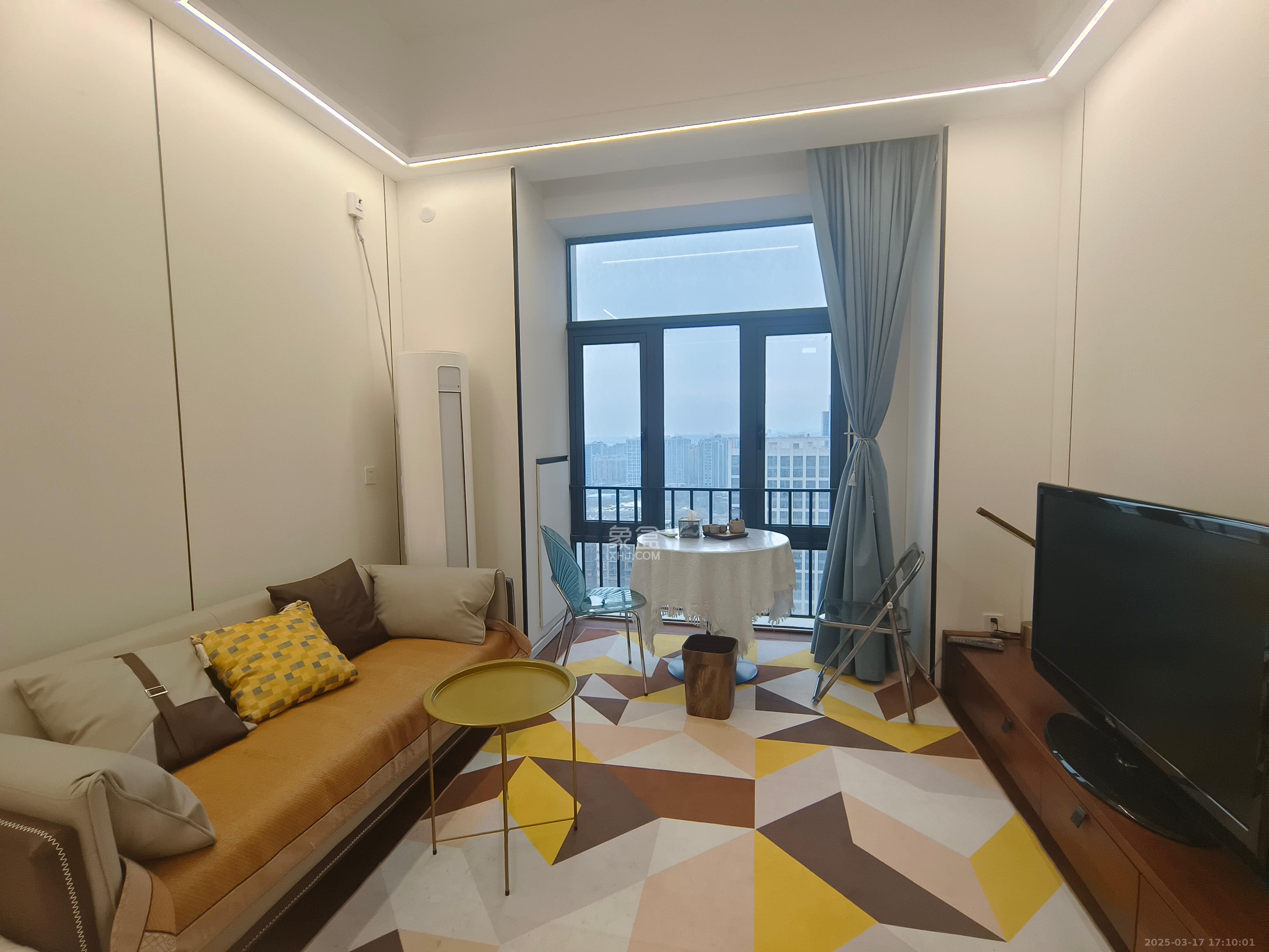 启迪协信中心 1室1厅1卫 2800.0元/月 启迪协信中心 1室1厅1卫 2800.0元/月室内图