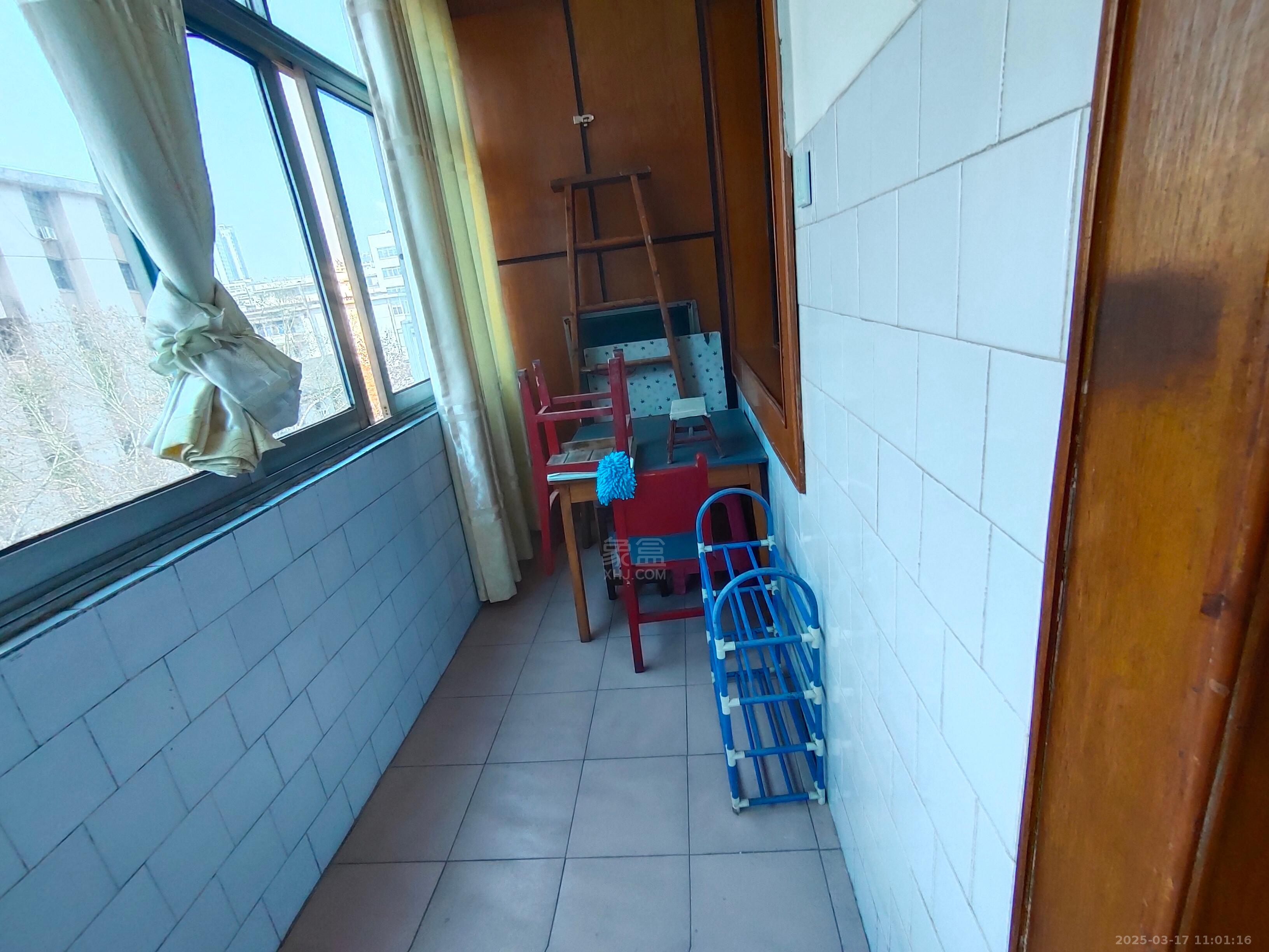 湘中小区 2室1厅1卫 800.0元/月 湘中小区 2室1厅1卫 800.0元/月室内图