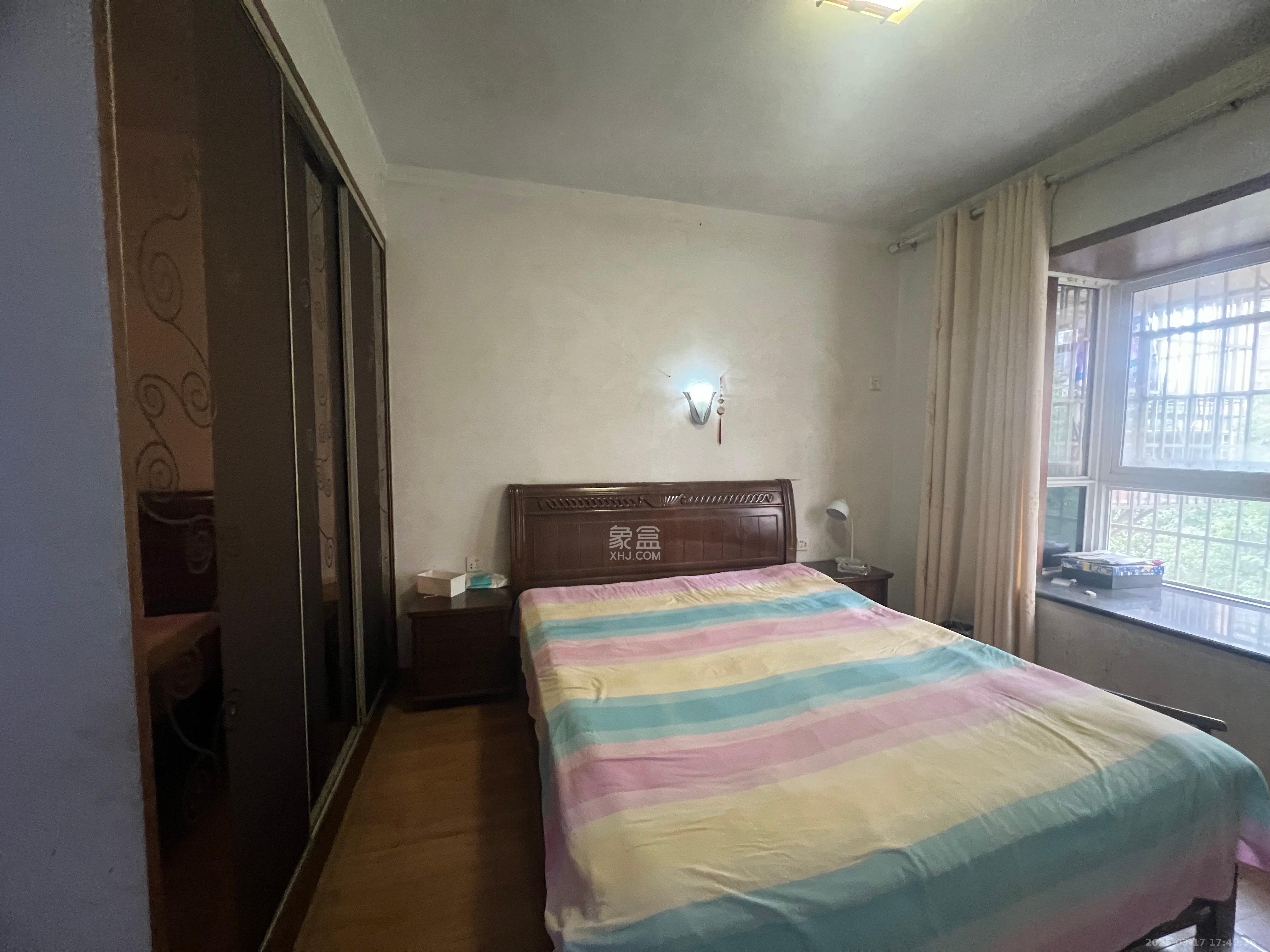 紫东苑（星沙）  3室2厅2卫   1800.00元/月室内图