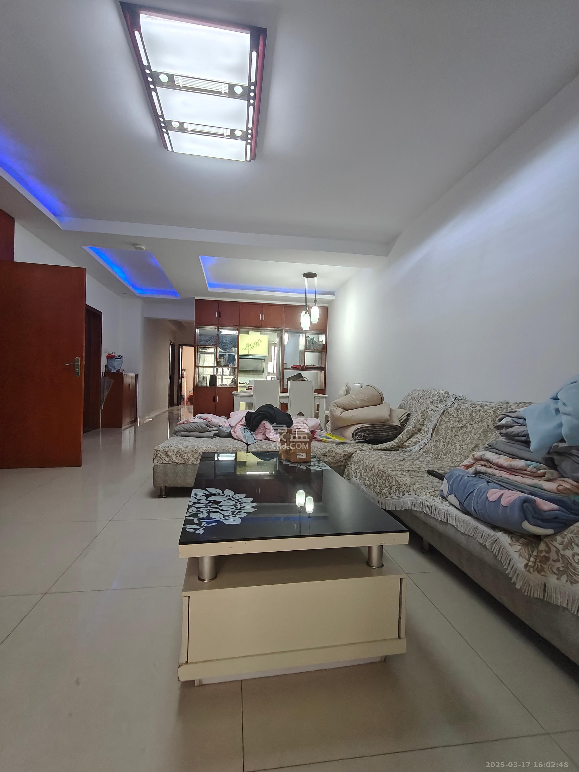 锑都家园  3室2厅2卫    1800.0元/月 锑都家园  3室2厅2卫    1800.0元/月室内图