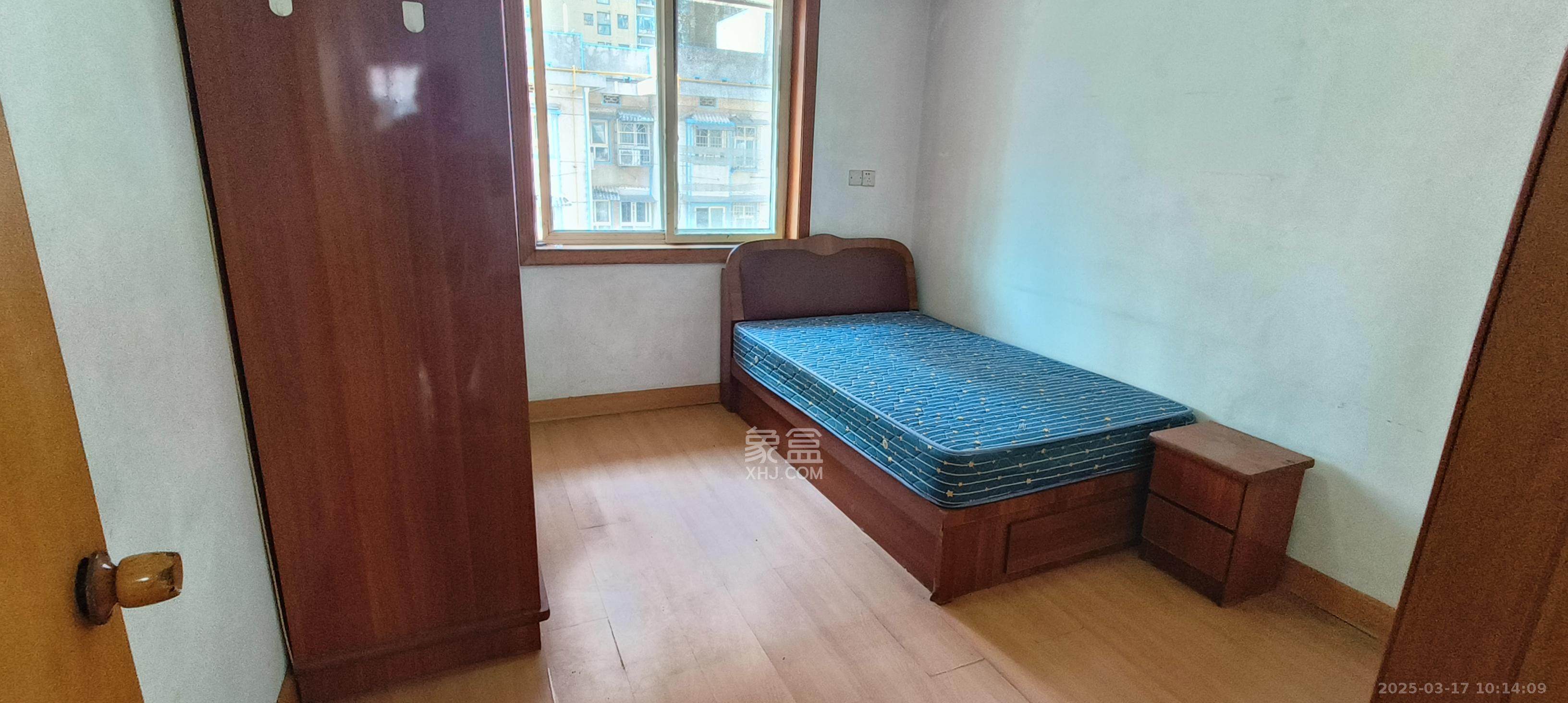 长沙船舶厂宿舍 2室1厅1卫 1600.0元/月 长沙船舶厂宿舍 2室1厅1卫 1600.0元/月室内图