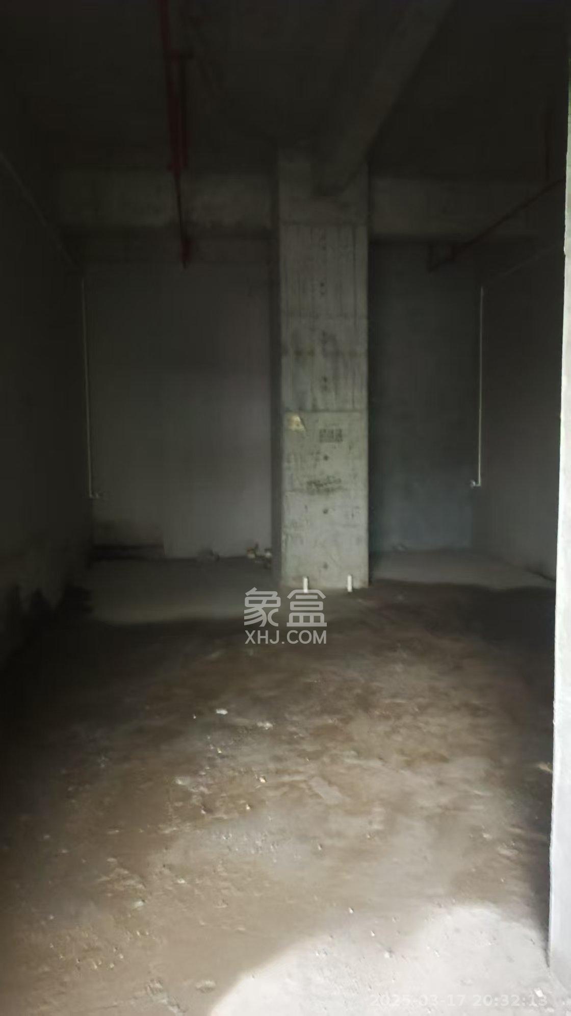 卓越伊景寓  1室0厅0卫   5200.00元/月
