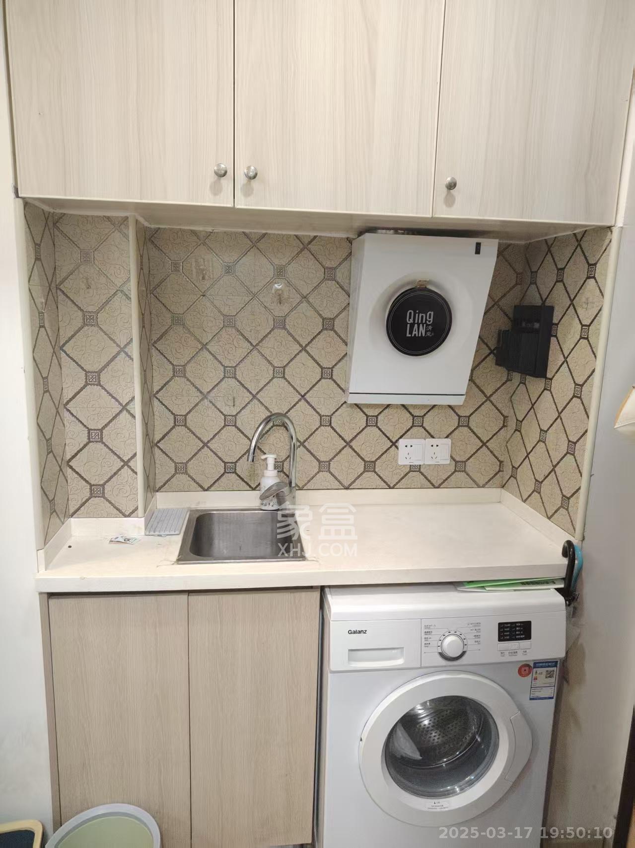 兰亭湾畔 1室1厅1卫 1100.0元/月 兰亭湾畔 1室1厅1卫 1100.0元/月室内图