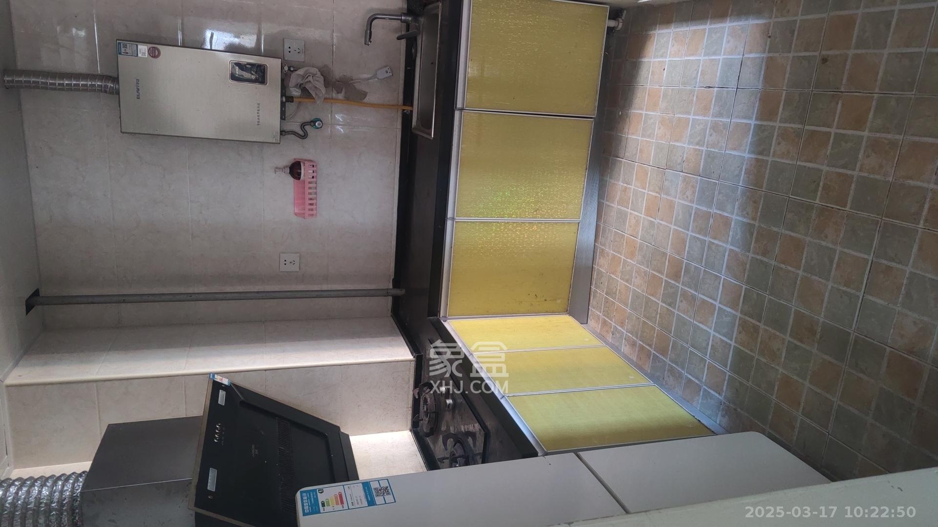 COCO蜜城  1室2厅1卫    2500.0元/月 COCO蜜城  1室2厅1卫    2500.0元/月室内图