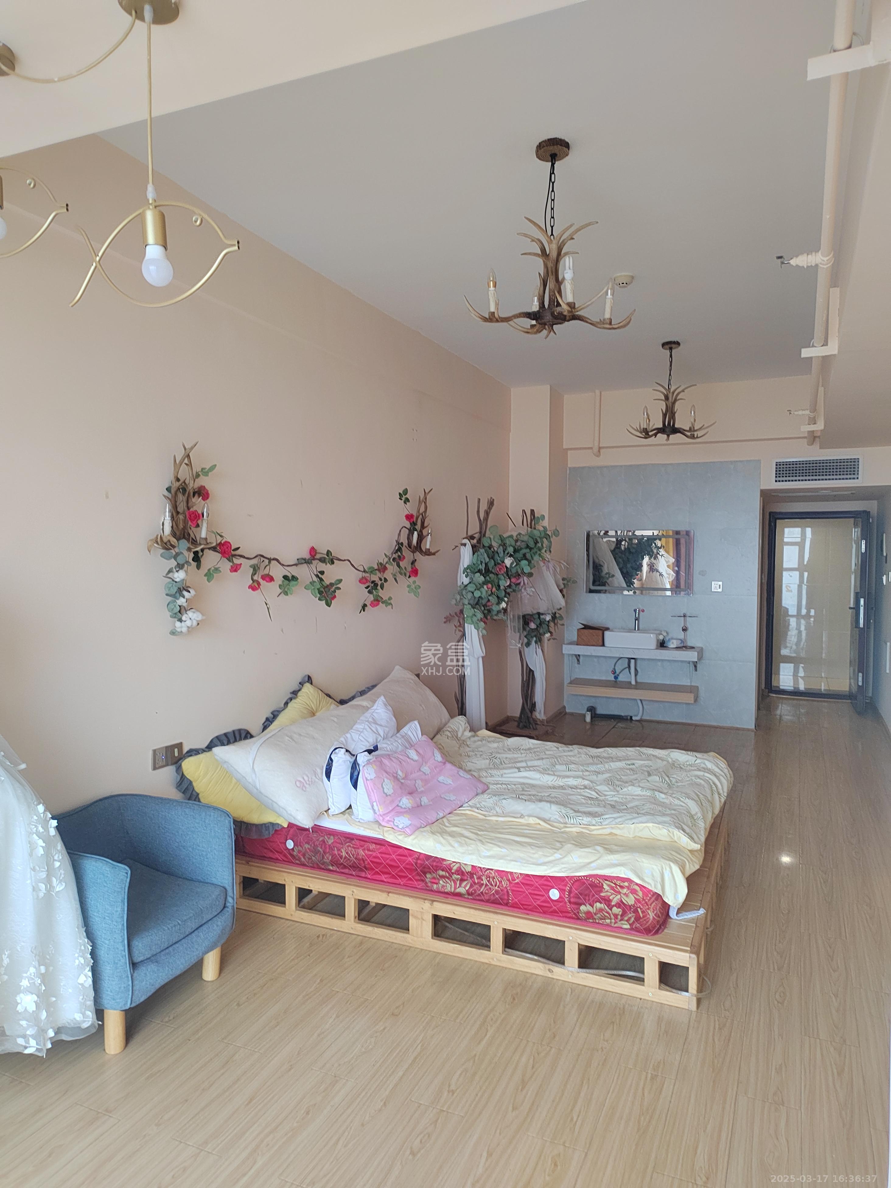 湘潭中心 1室1厅1卫 1300.0元/月 湘潭中心 1室1厅1卫 1300.0元/月室内图