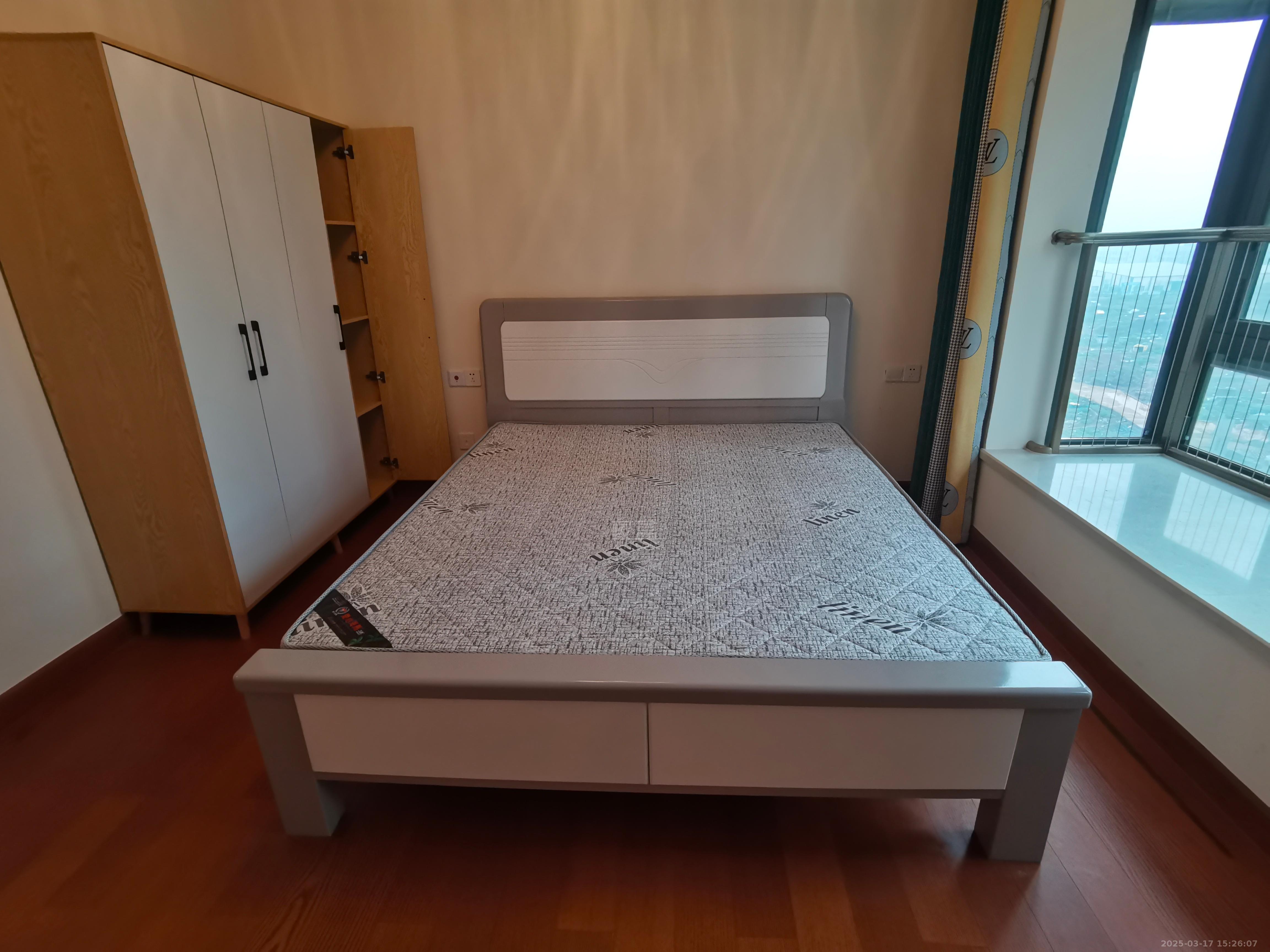 株洲恒大御景天下(恒大誉景花园) 4室2厅2卫 2000.0元/月 株洲恒大御景天下(恒大誉景花园) 4室2厅2卫 2000.0元/月室内图