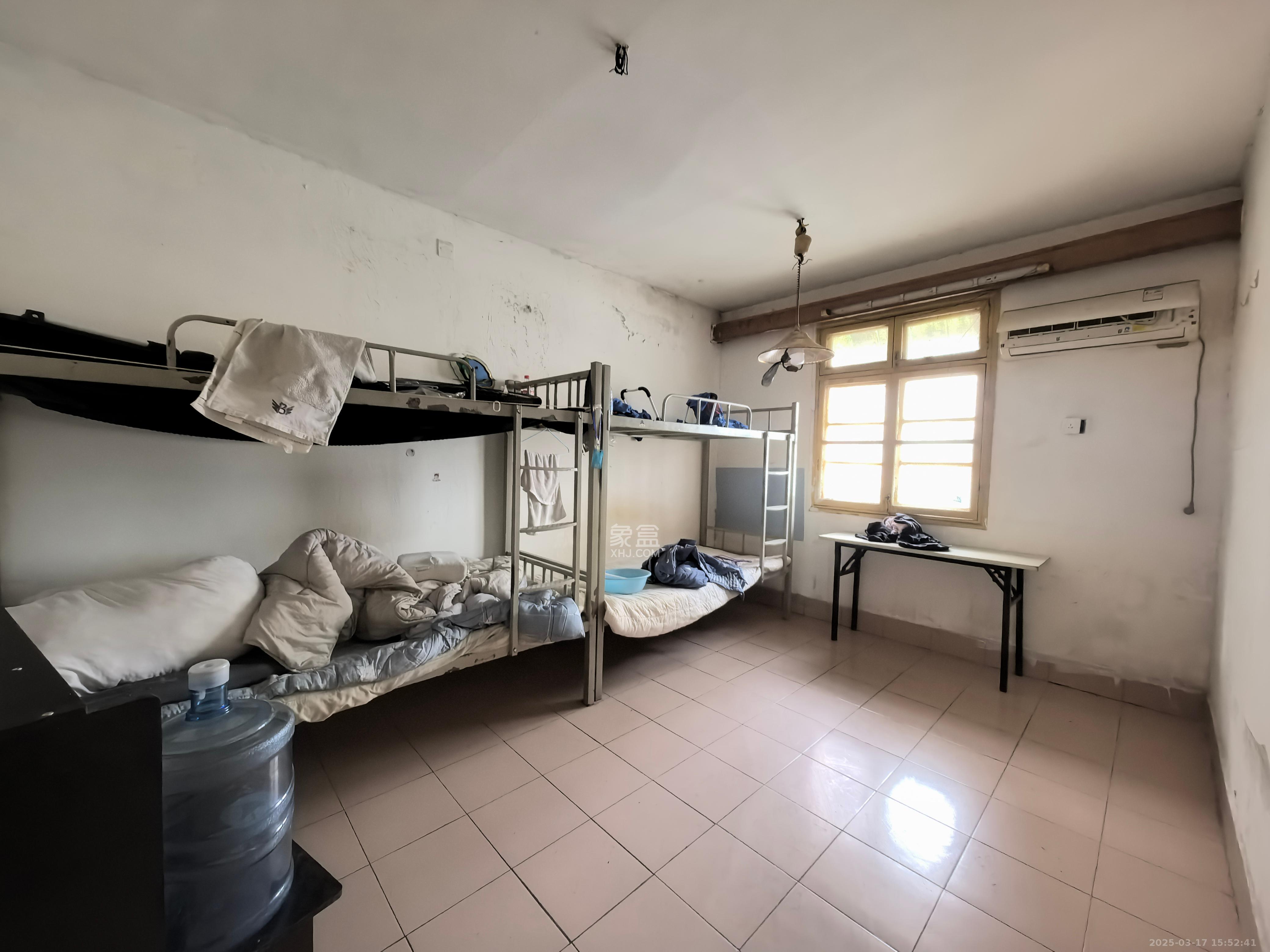 衡清里散盘 3室1厅1卫 1800.0元/月 衡清里散盘 3室1厅1卫 1800.0元/月室内图