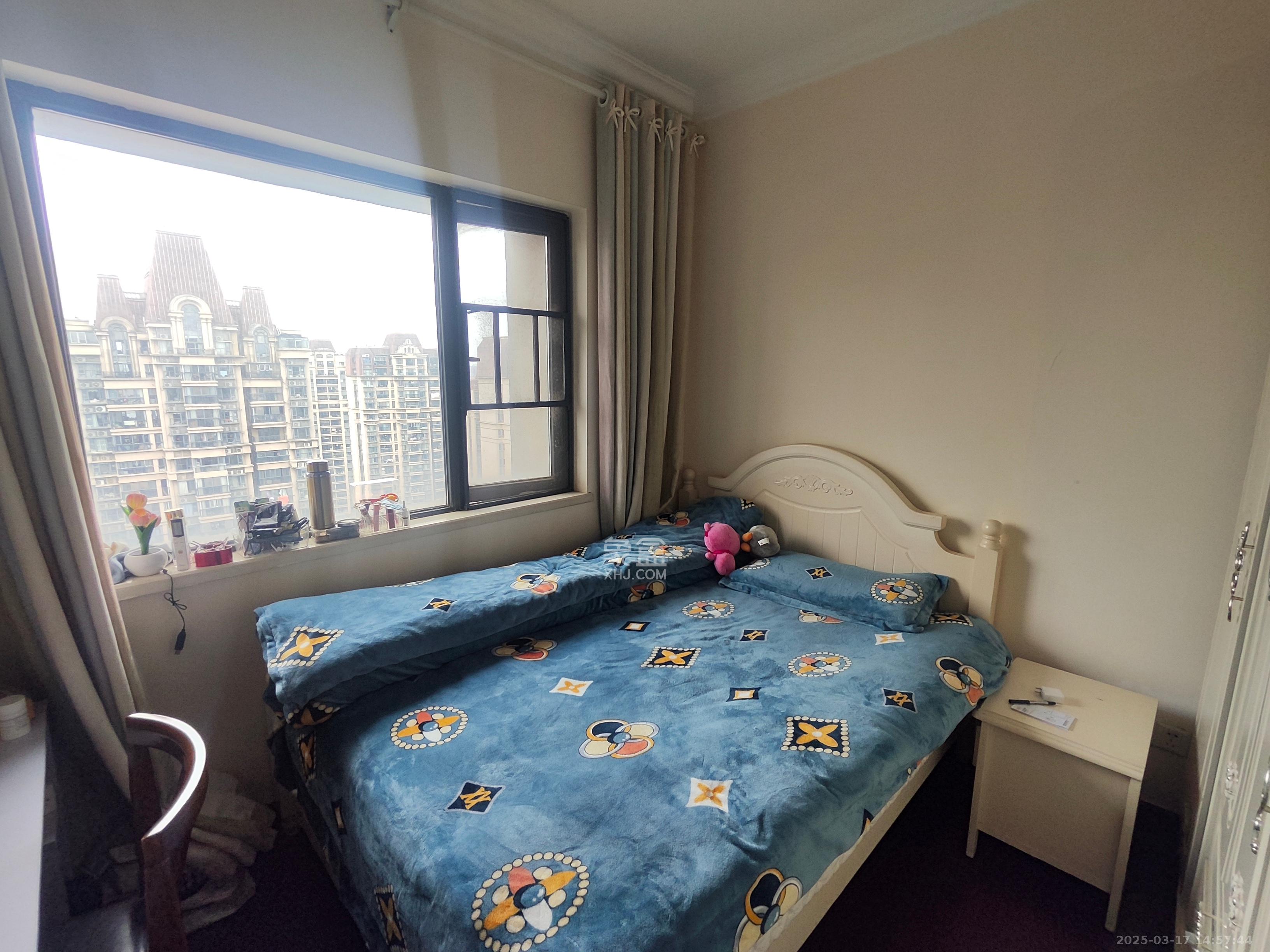 恒大江湾 3室2厅2卫 2400.0元/月 恒大江湾 3室2厅2卫 2400.0元/月室内图