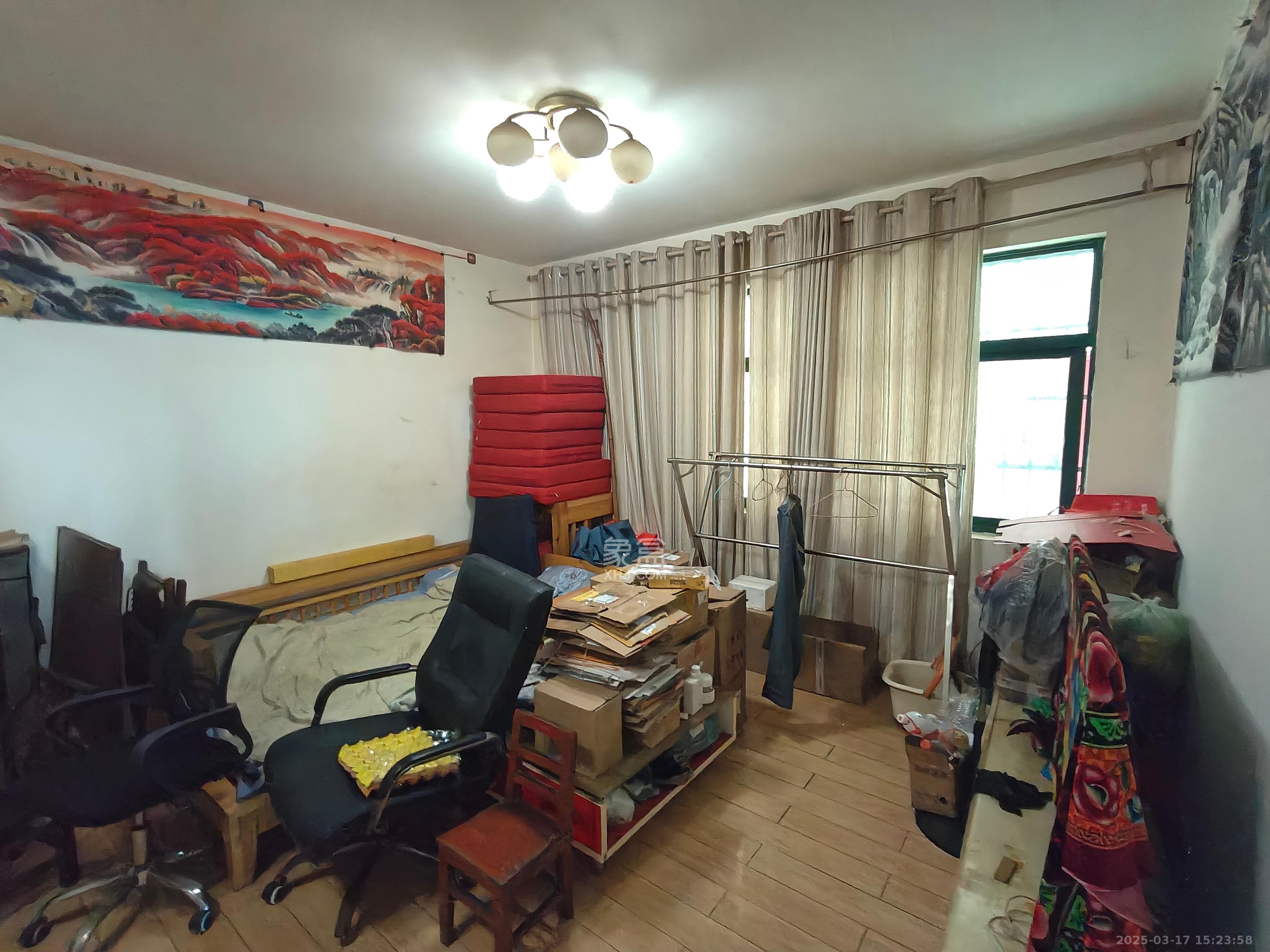 高桥财富大厦 2室1厅1卫 2200.0元/月 高桥财富大厦 2室1厅1卫 2200.0元/月室内图