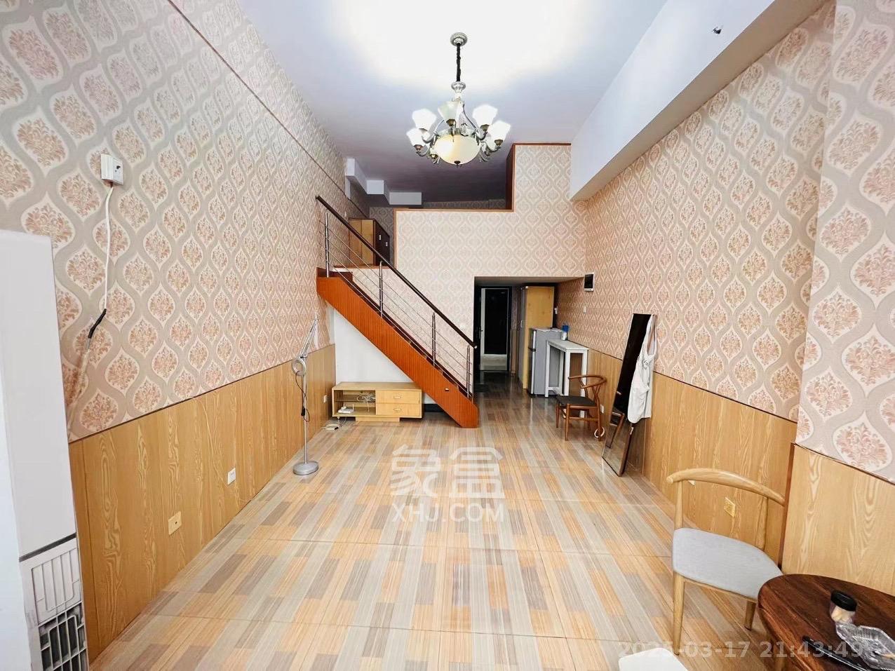 年华世嘉酒店（原：延年世嘉酒店）  1室1厅1卫   1700.00元/月