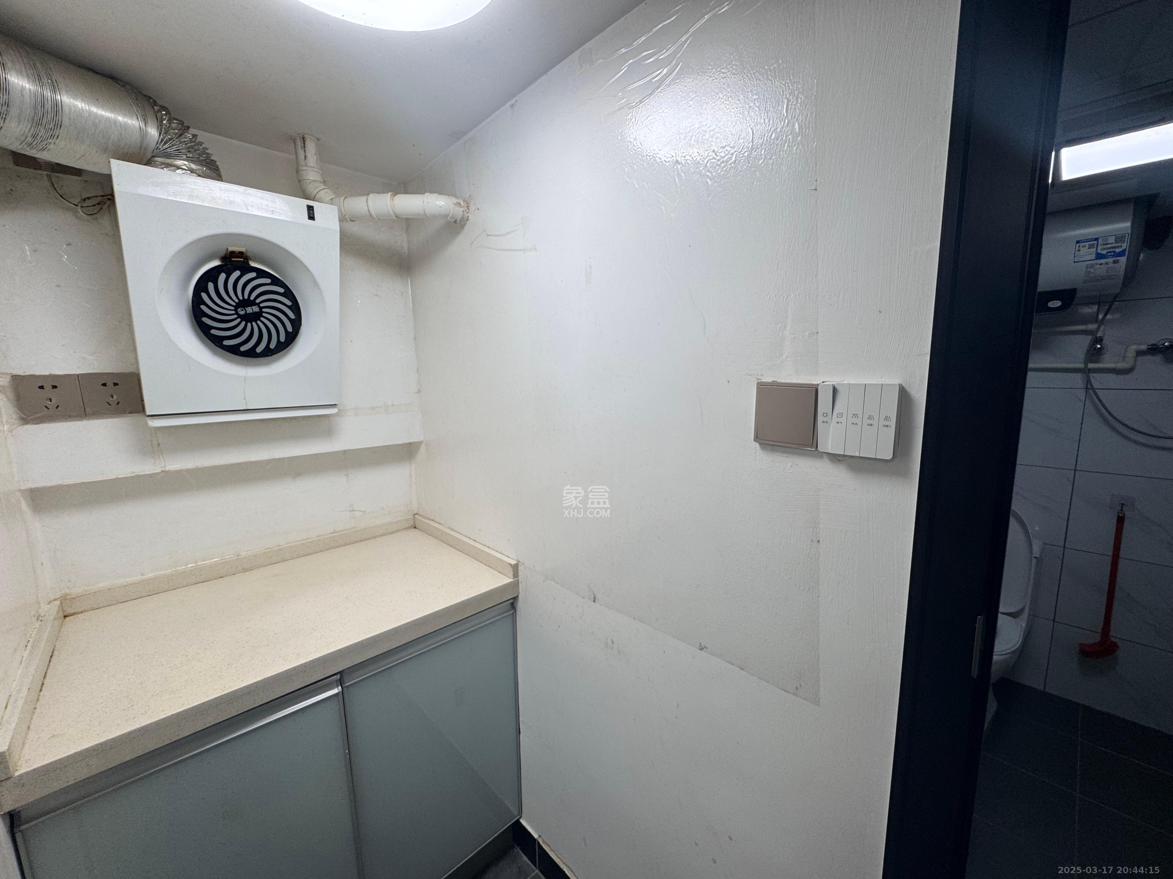 正荣悦玺 1室1厅1卫 1500.0元/月 正荣悦玺 1室1厅1卫 1500.0元/月室内图