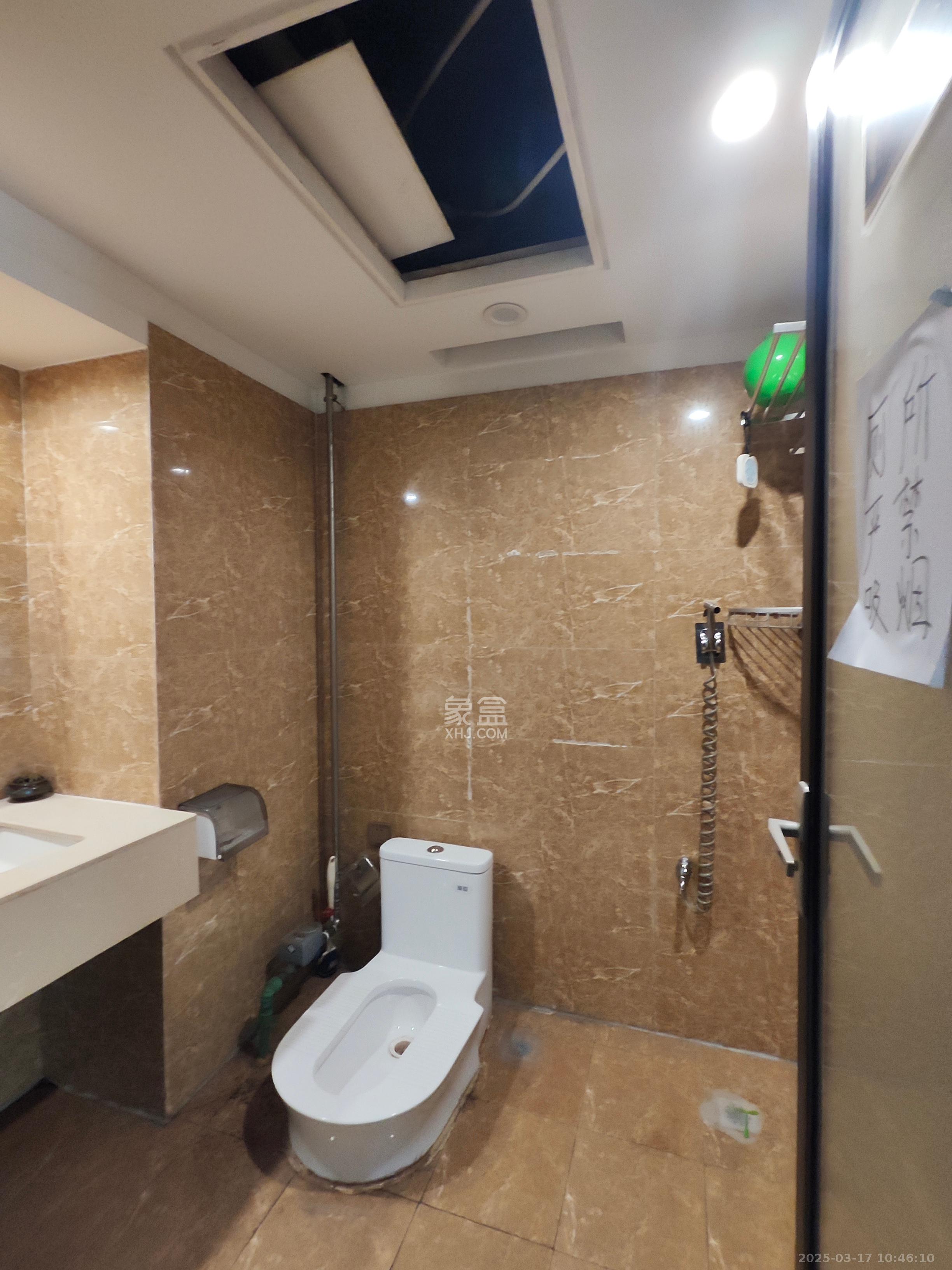 东塘瑞府 1室1厅1卫 6000.0元/月 东塘瑞府 1室1厅1卫 6000.0元/月室内图