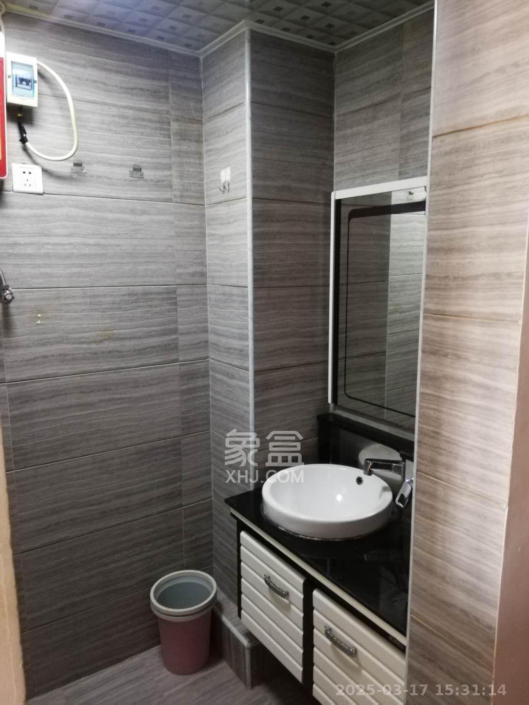 万科魅力之城  1室1厅1卫   1300.00元/月室内图