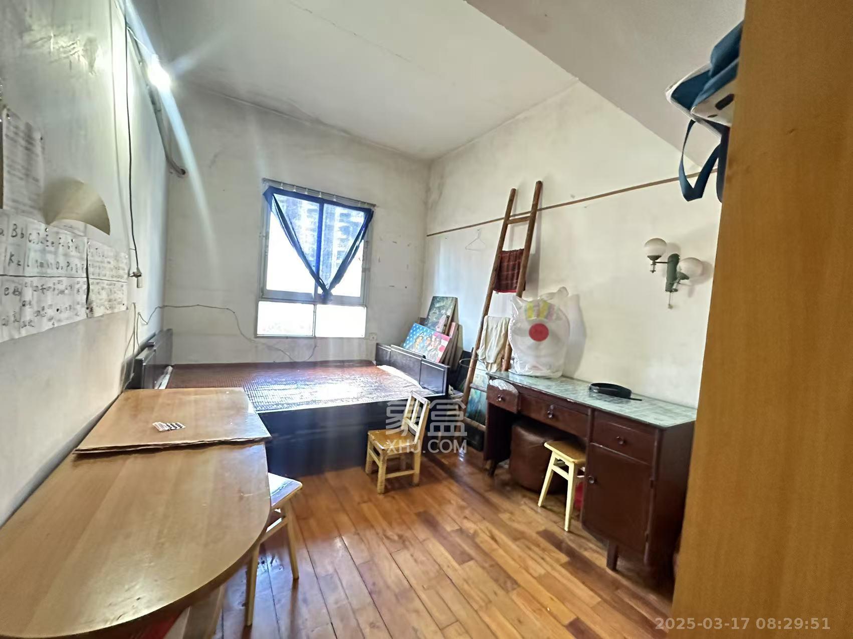 湖橡宿舍/湖橡小区 2室1厅1卫 1200.0元/月 湖橡宿舍/湖橡小区 2室1厅1卫 1200.0元/月室内图