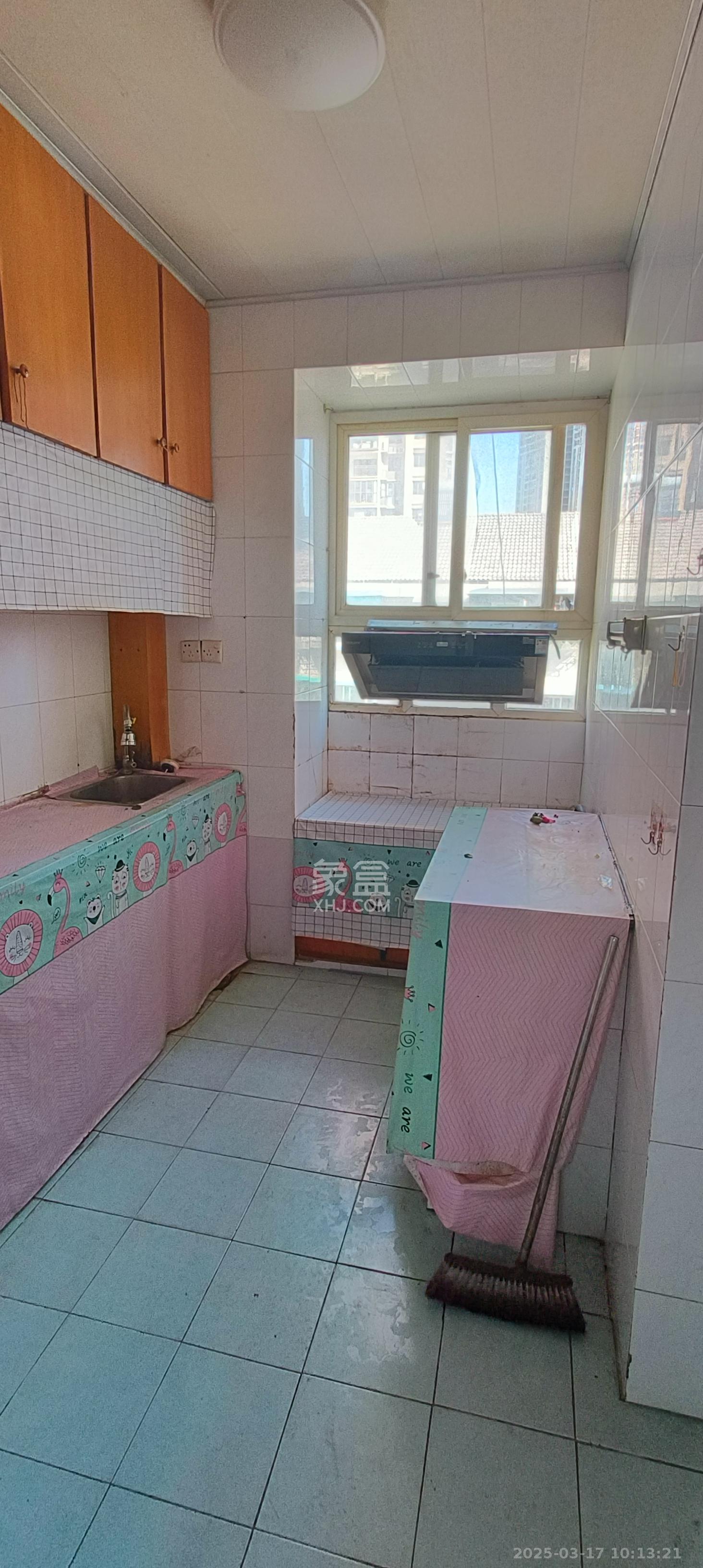 长沙船舶厂宿舍 2室1厅1卫 1600.0元/月 长沙船舶厂宿舍 2室1厅1卫 1600.0元/月室内图