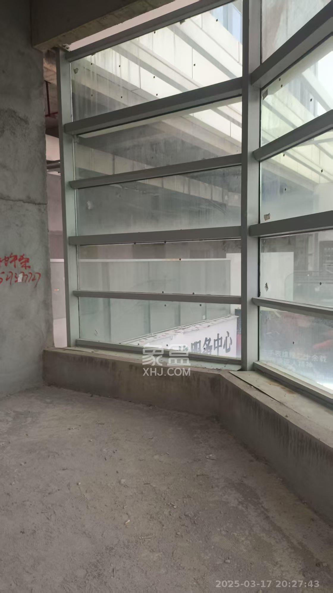 卓越伊景寓 1室0厅0卫 8900.0元/月 卓越伊景寓 1室0厅0卫 8900.0元/月室内图