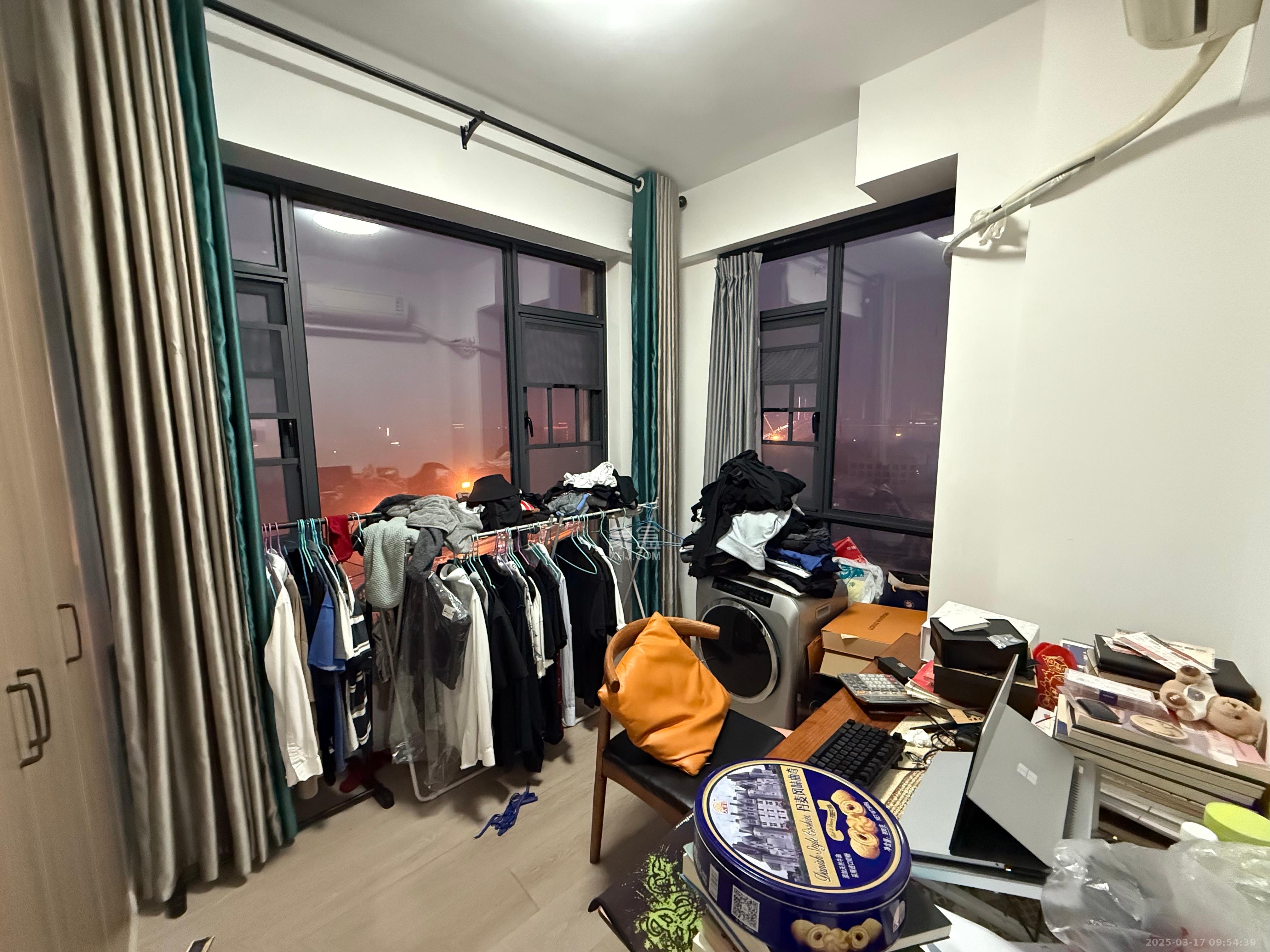 北辰三角洲E7区  3室1厅1卫   4200.00元/月室内图