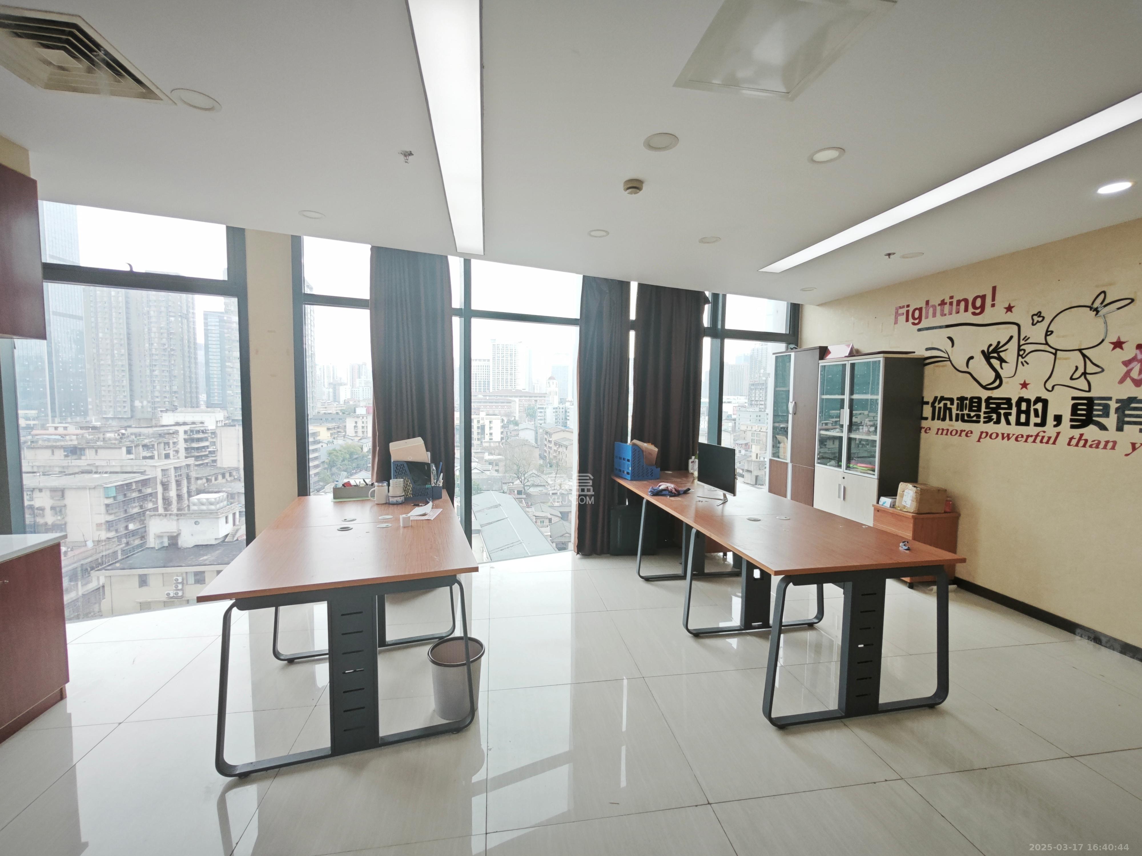 萬達廣場   140.0㎡     6200.00元/月室內圖